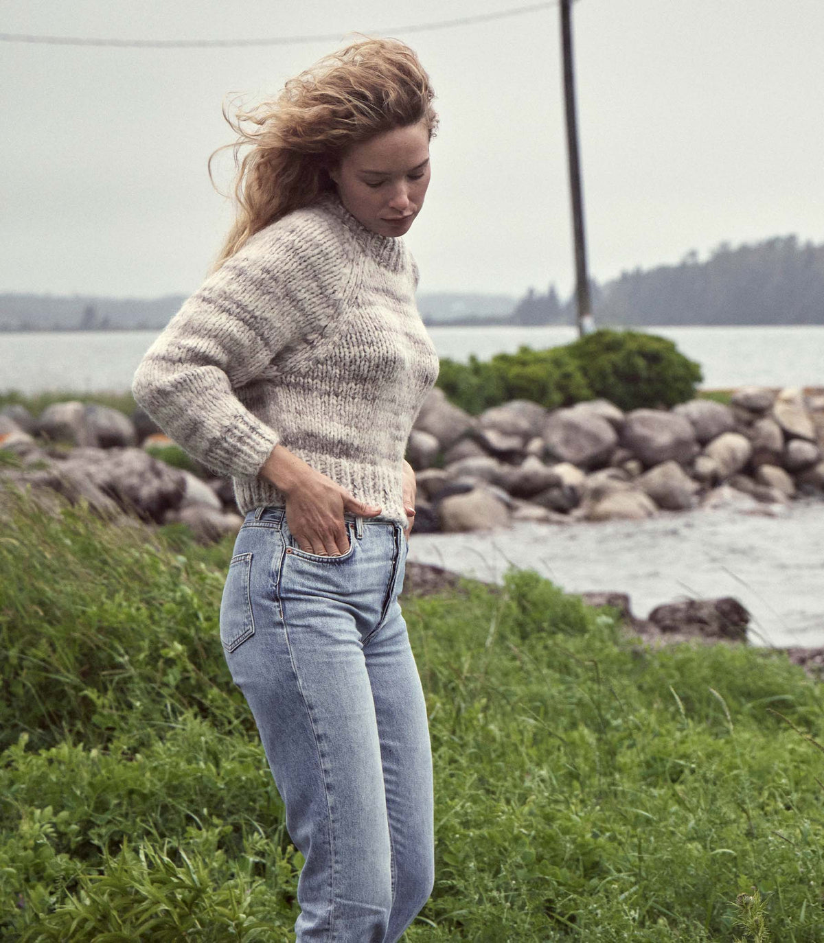 HMD -- HAMPSHIRE SWEATER -- BIRCH BARK SPACE DYE view 3
