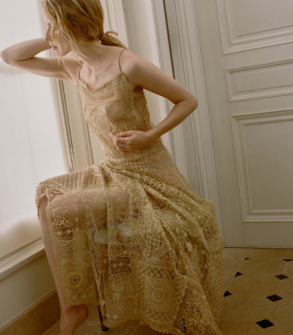 Handkerchief Anniversary Dress - Paille