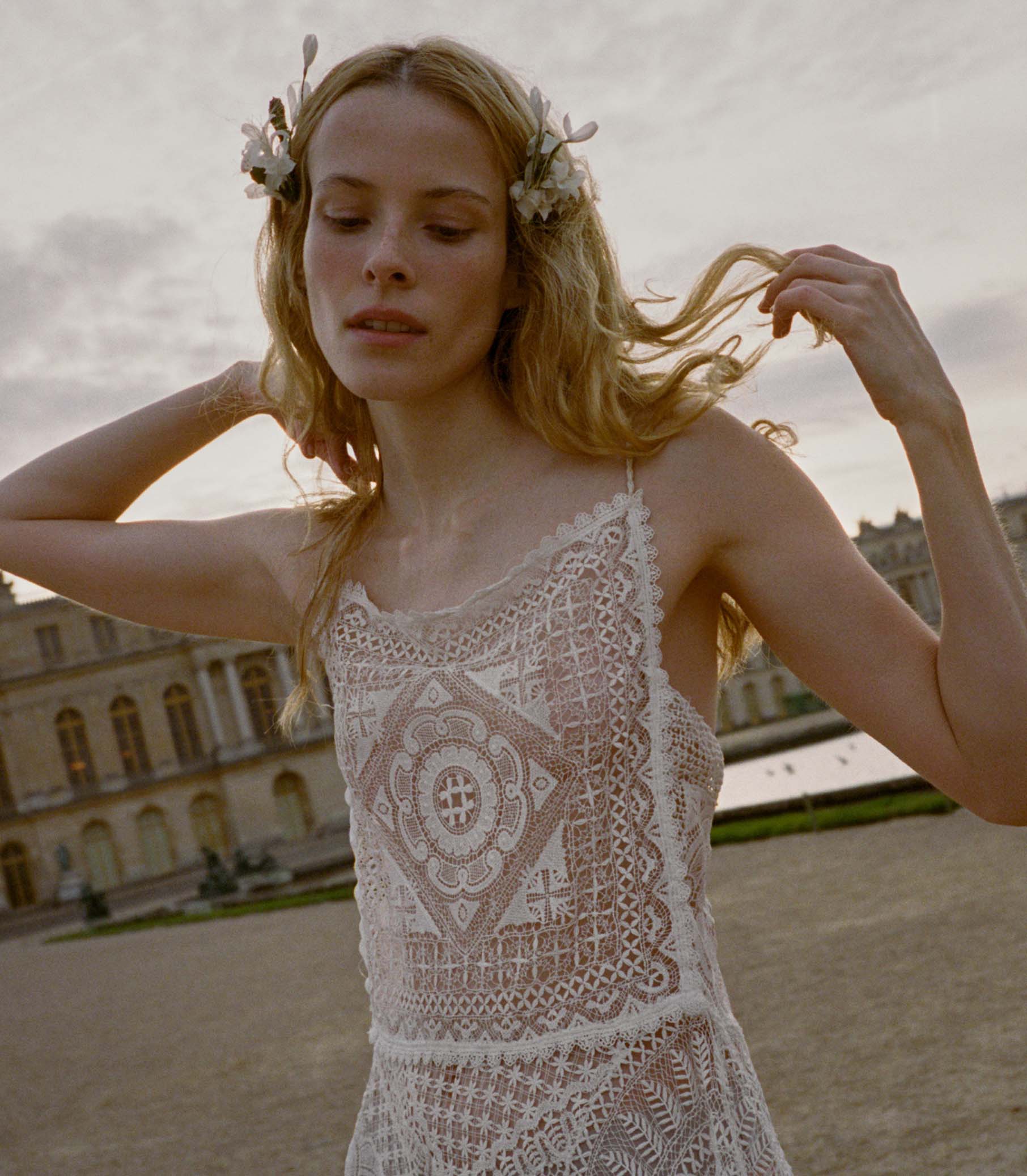 Handkerchief Anniversary Dress - Salt | DEN Salt / L Handkerchief Anniversary Dress - Salt | DEN Salt / L