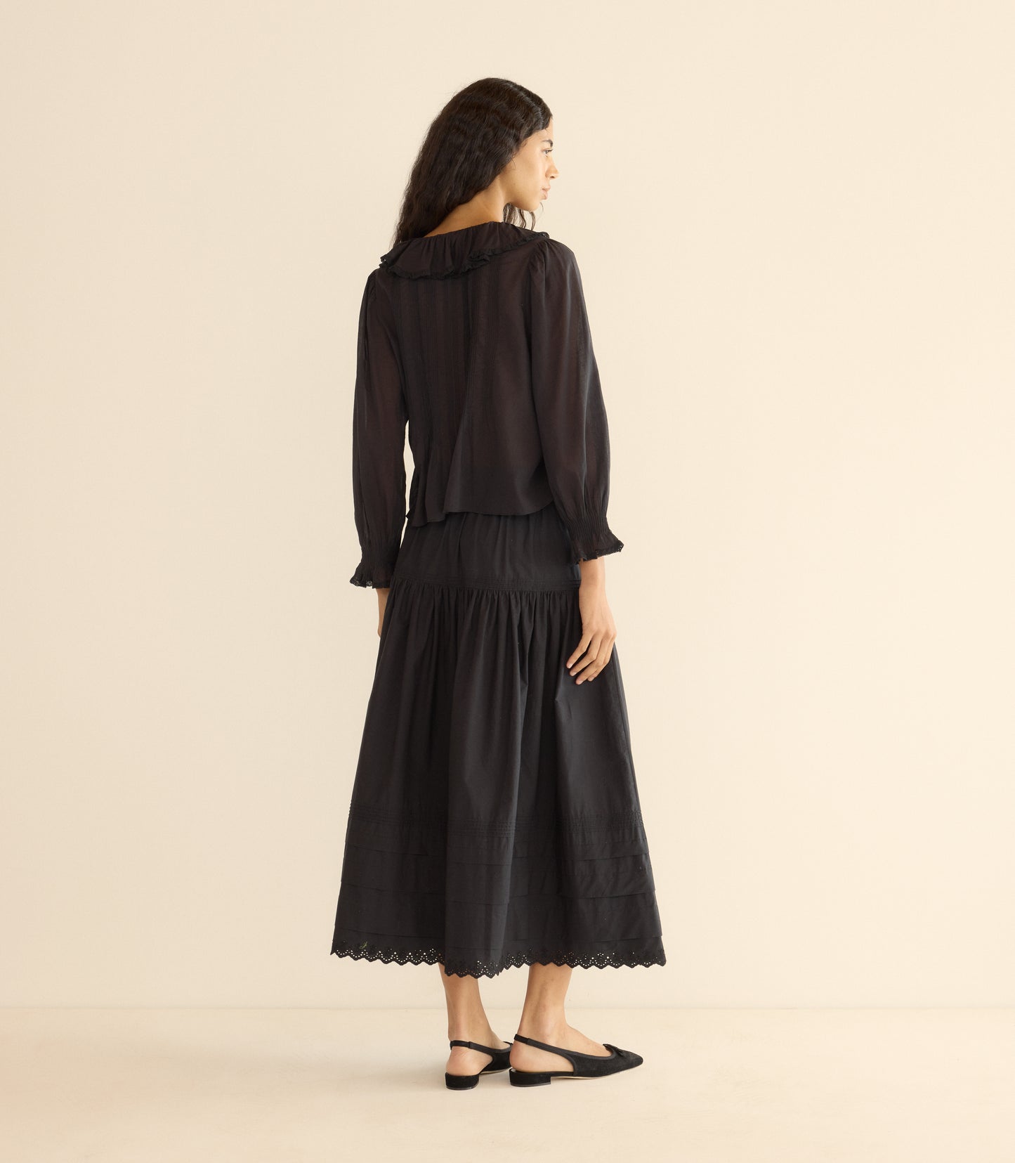 HARDY TOP -- BLACK