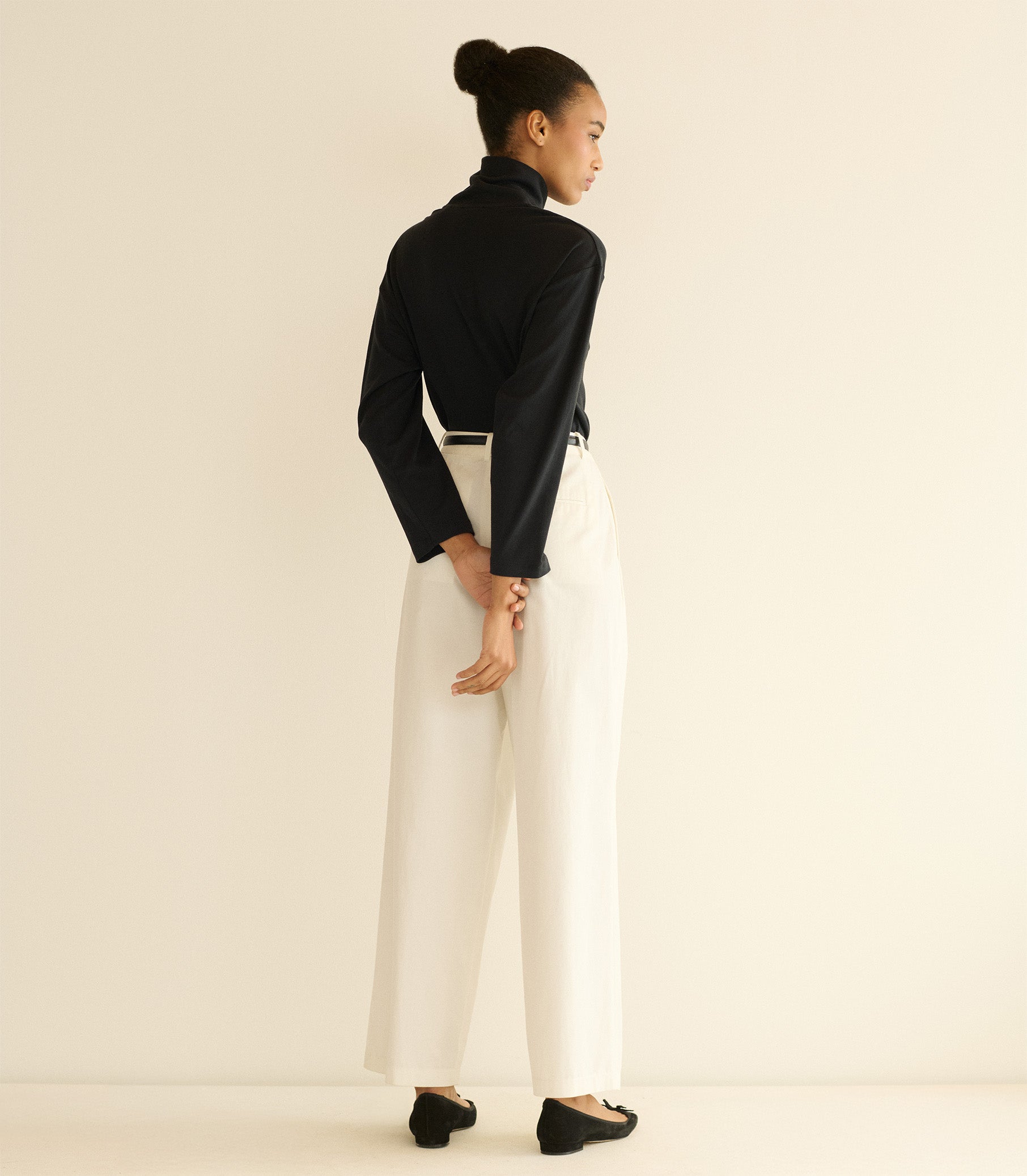 Hawthorn Turtleneck - Black | DÔEN