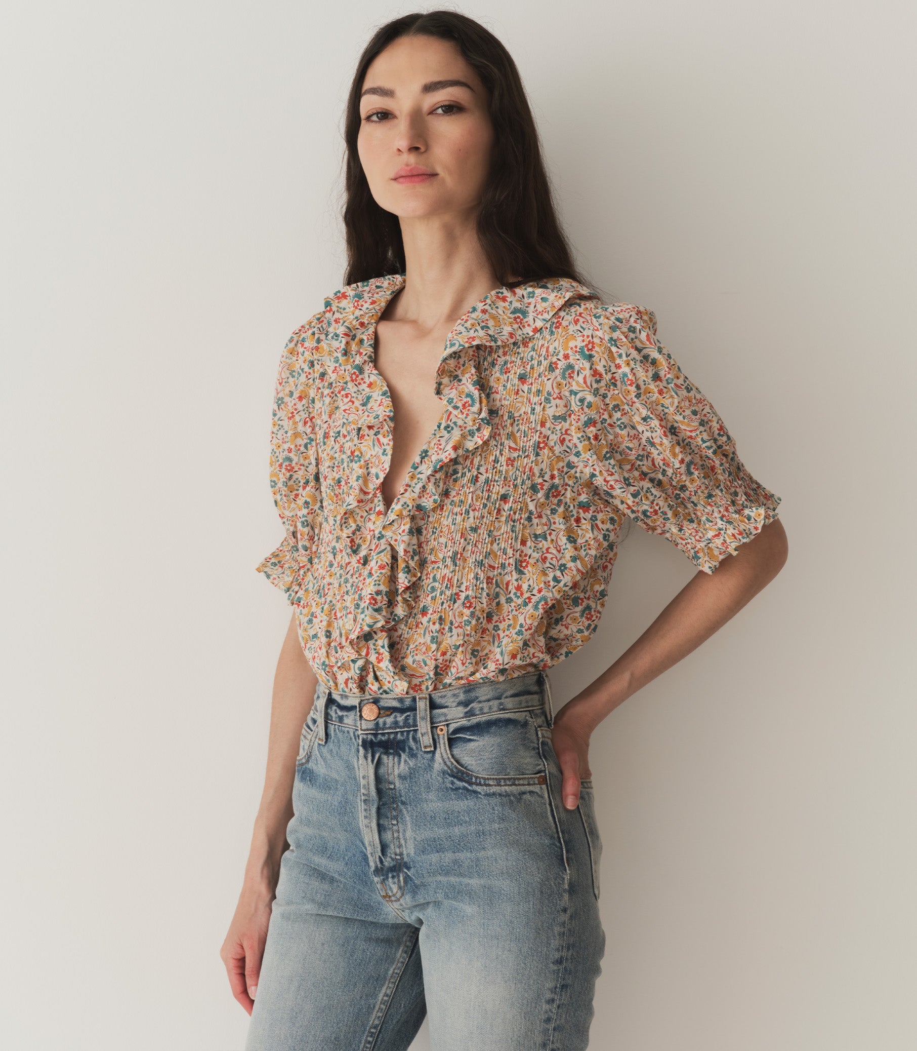 HMD -- HENRI TOP -- WILD CLOVER FLORAL view 5
