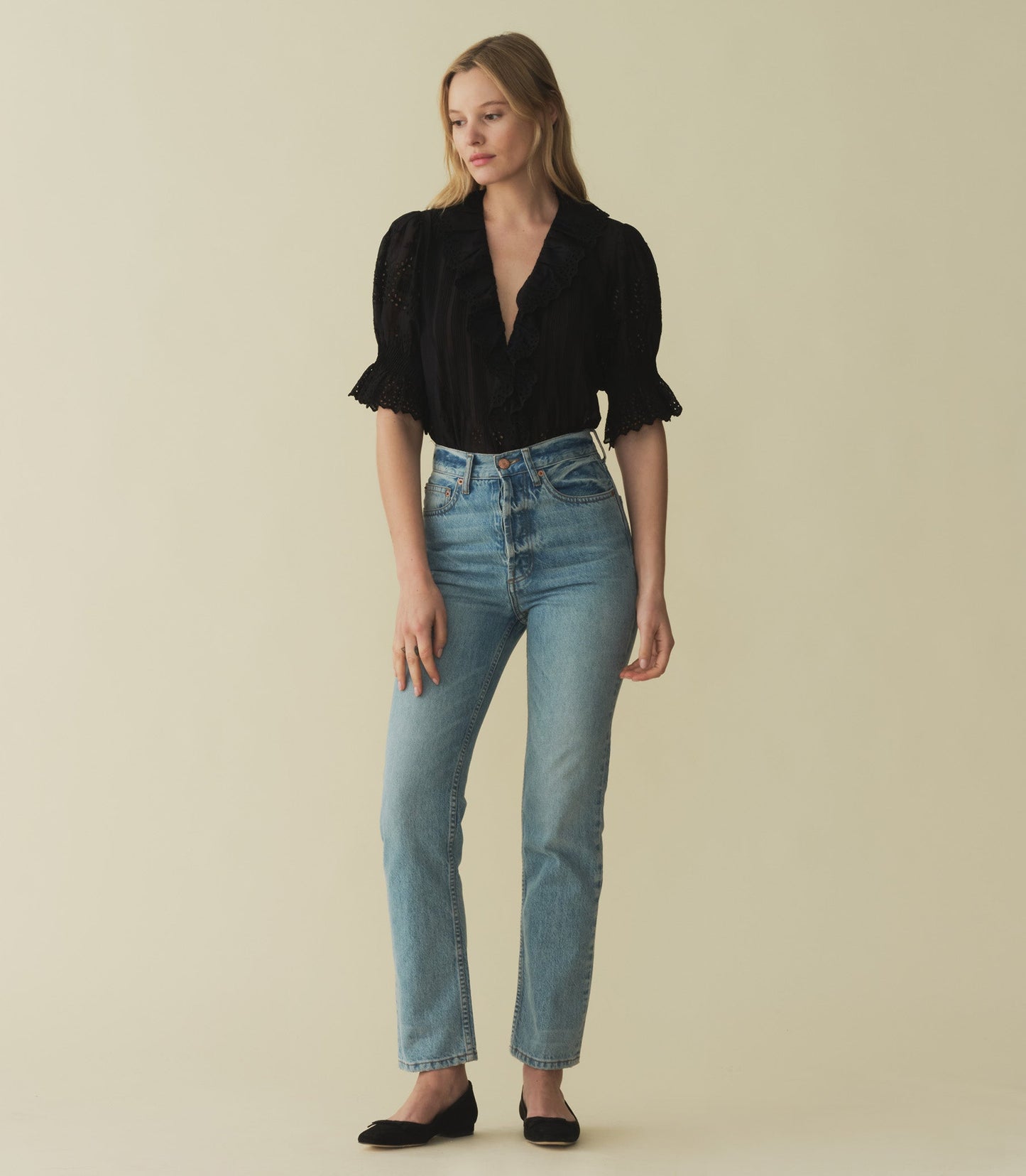 HMD -- HENRI TOP -- BLACK EYELET