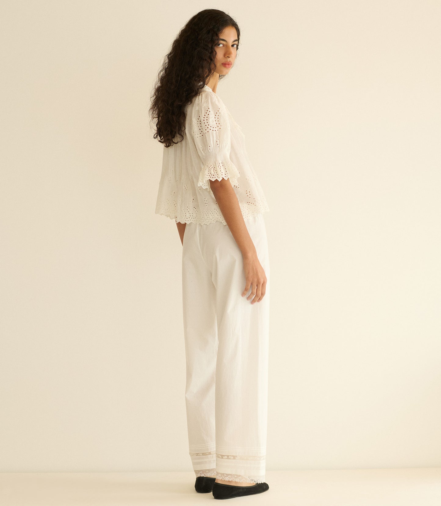 HENRI TOP -- SALT EYELET