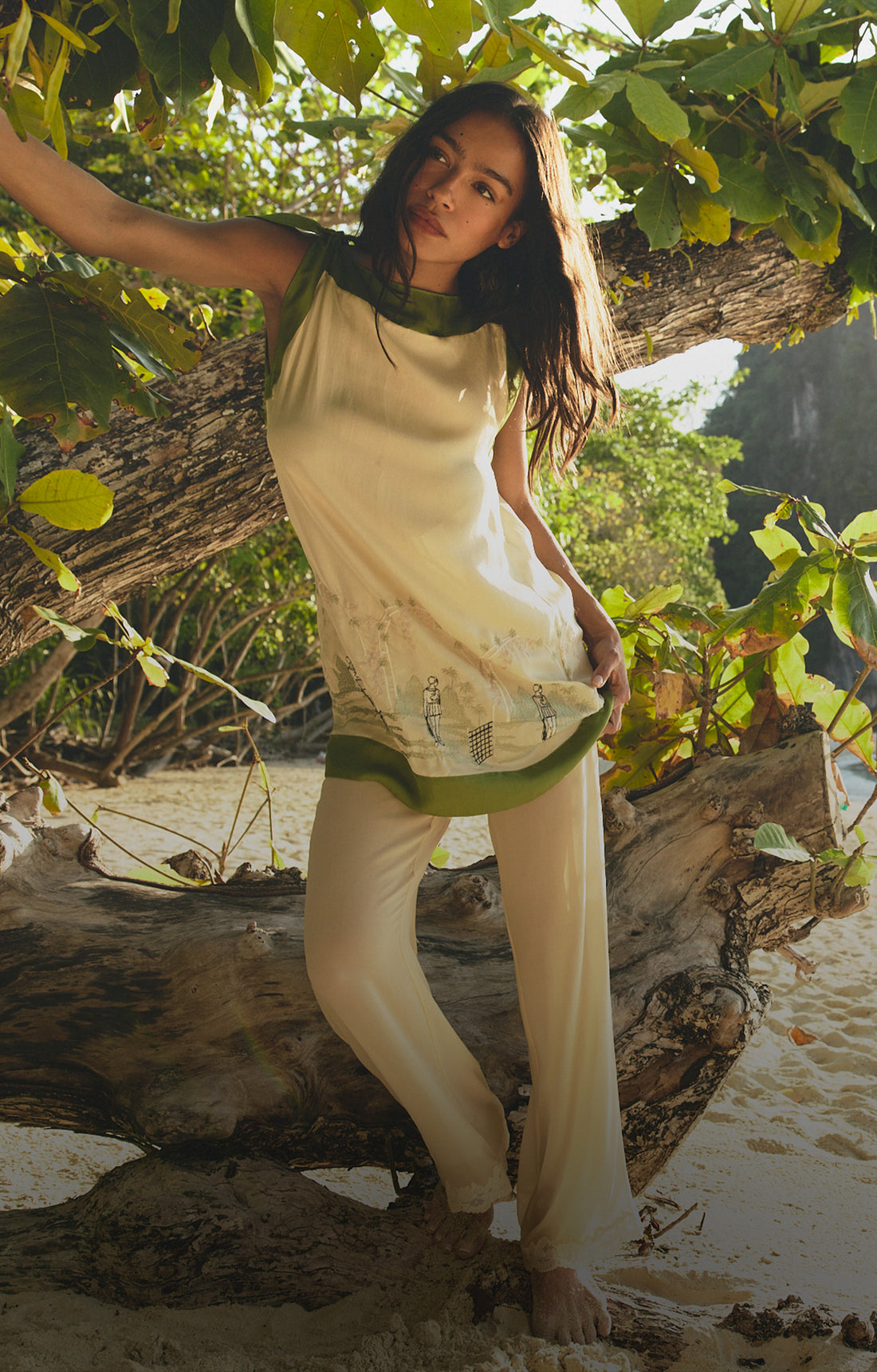 Timeless, vintage-inspired silhouettes inspired by the coastal California of decades past.