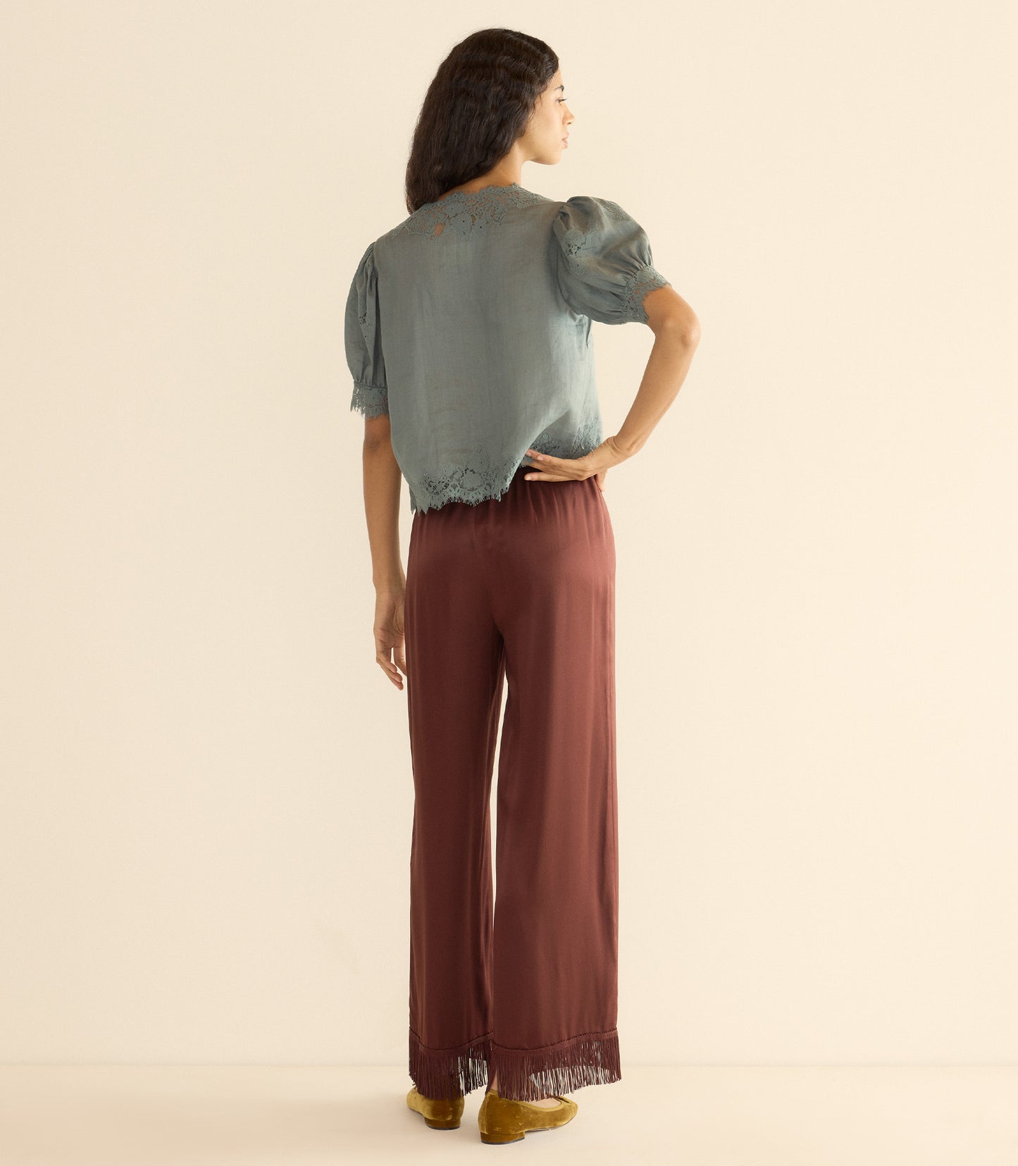 IDELLA TOP -- LAGOON