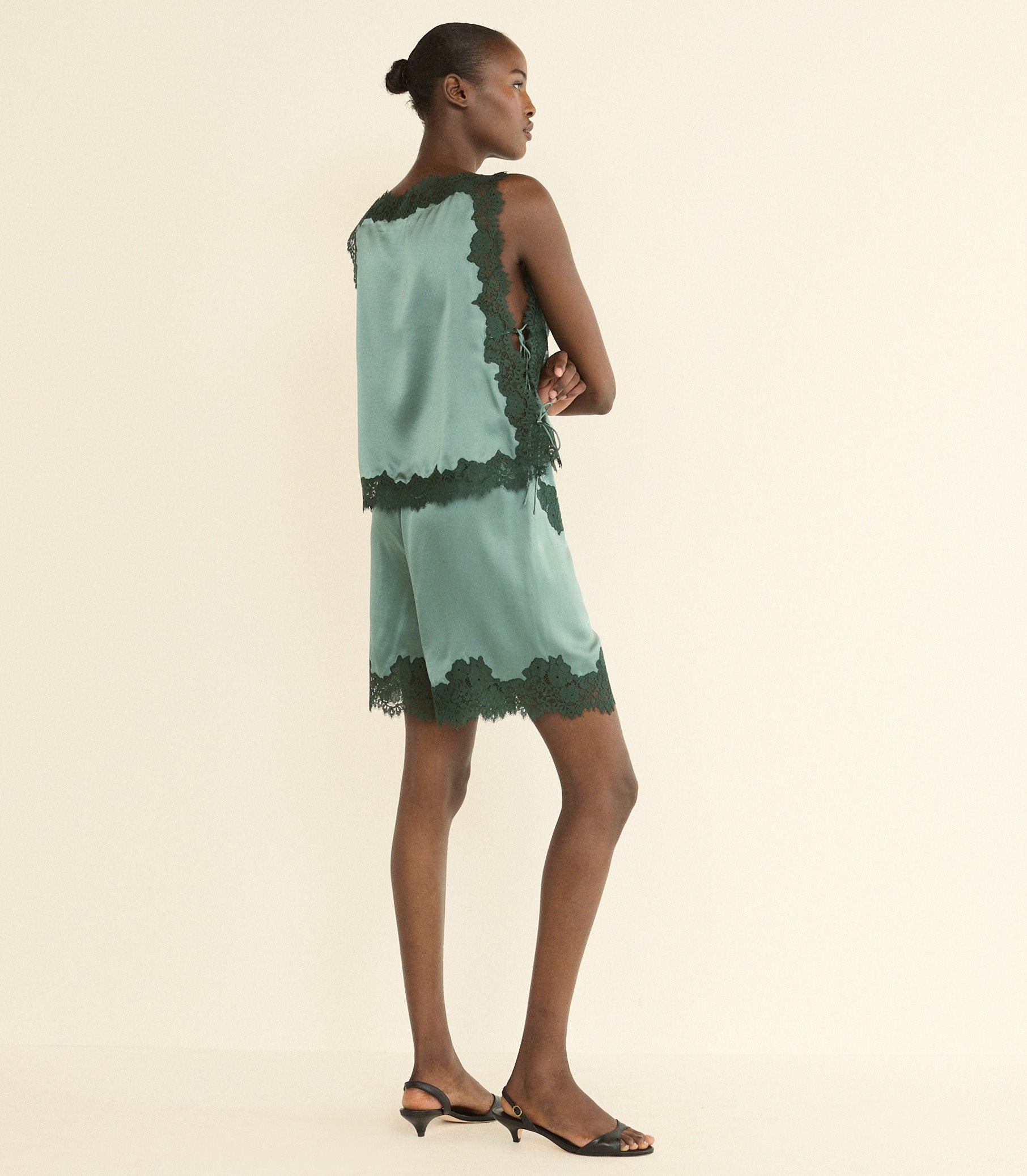 IRSA SHORT -- DULAC GREEN view 4

