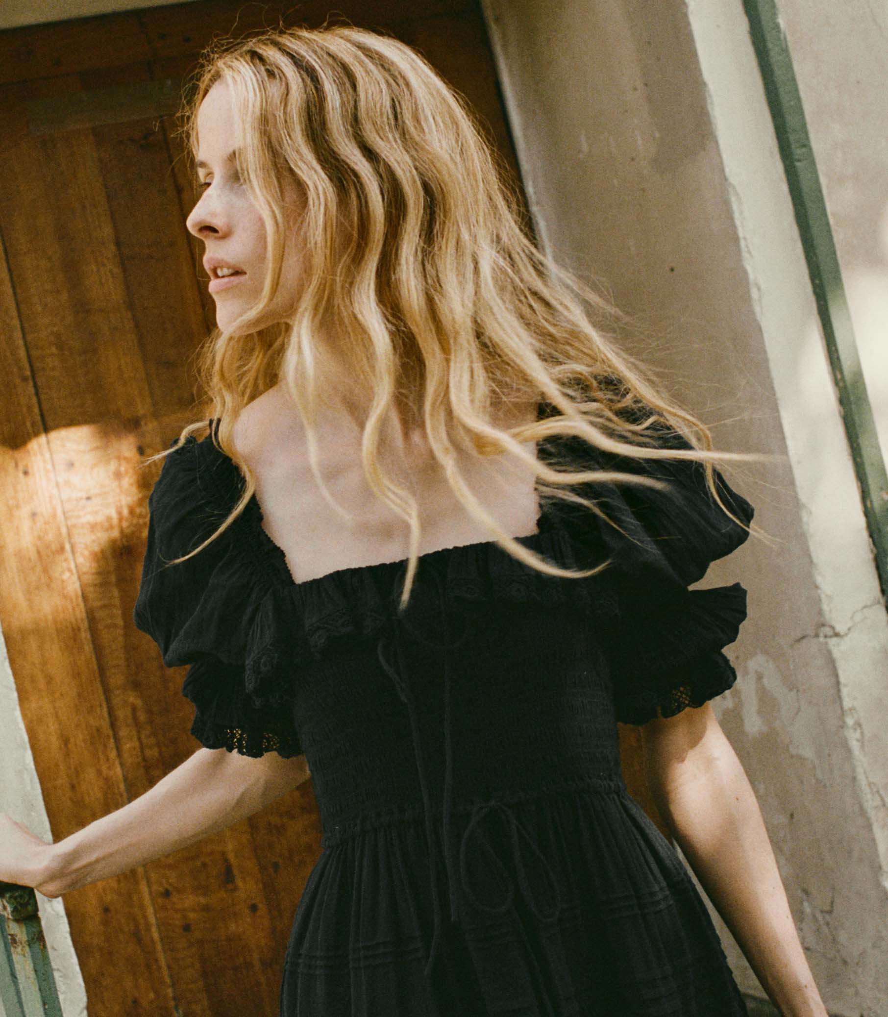 HMD -- IZABAL DRESS -- NAVY view 4
