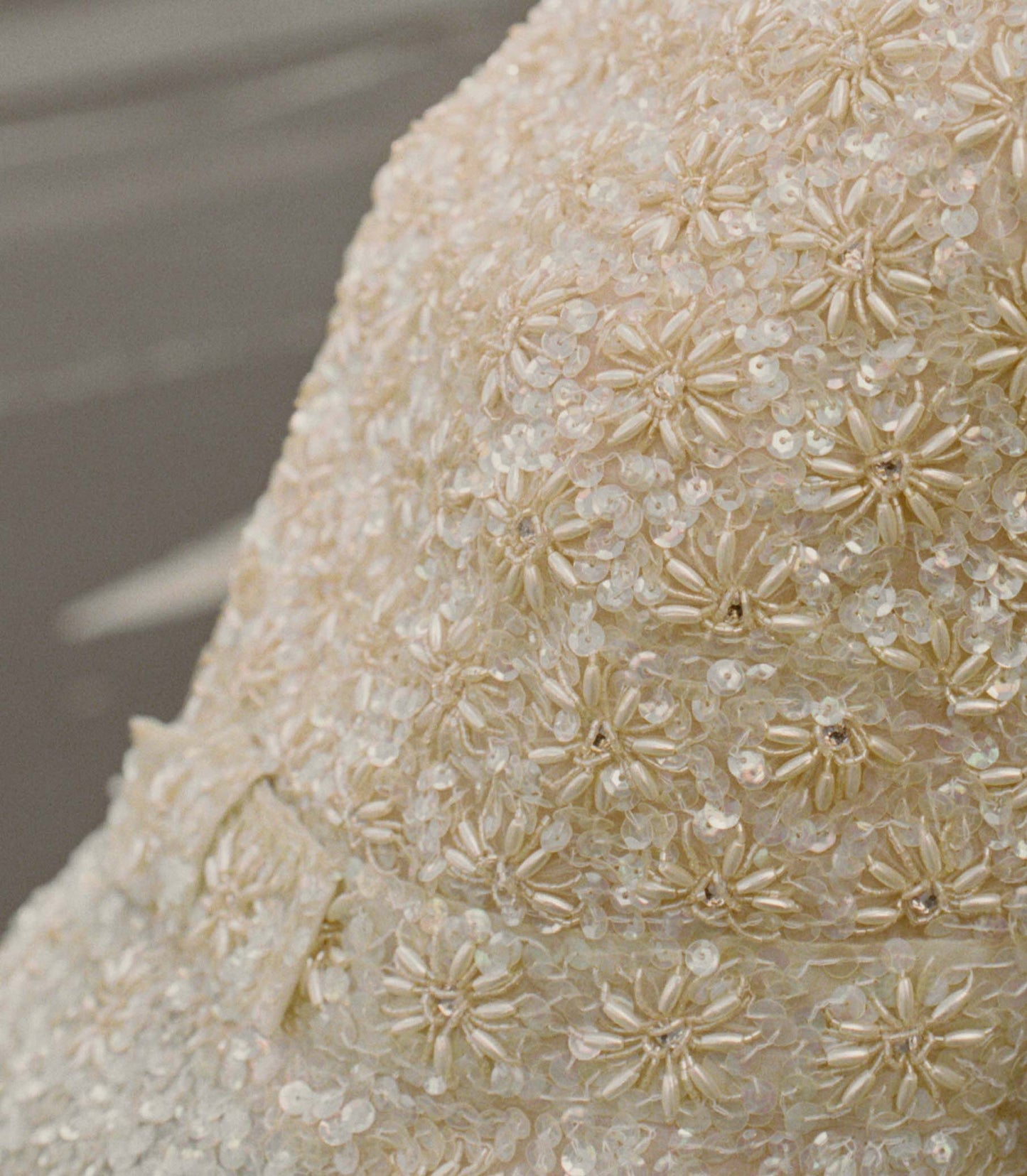 JACKIE DRESS -- PIERRE DE LUNE