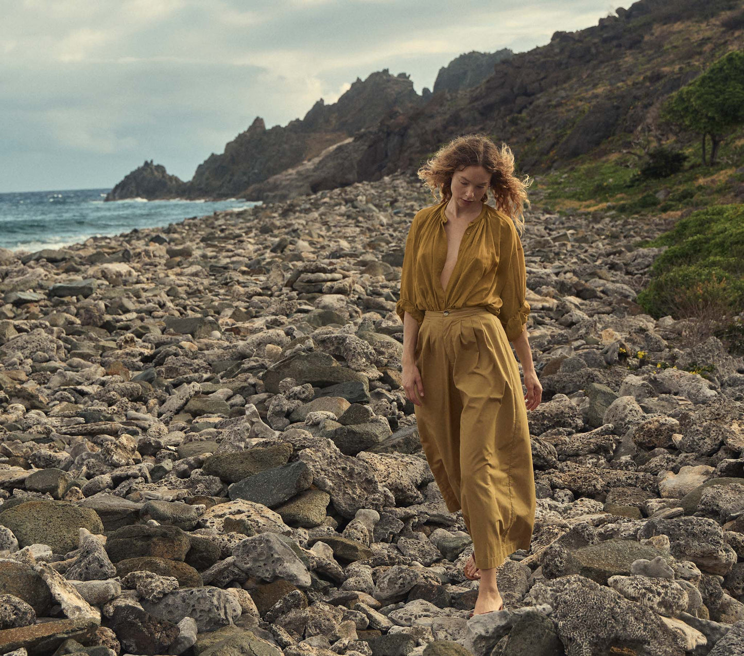 HMD -- THE JANE BLOUSE -- GOLDEN WILLOW