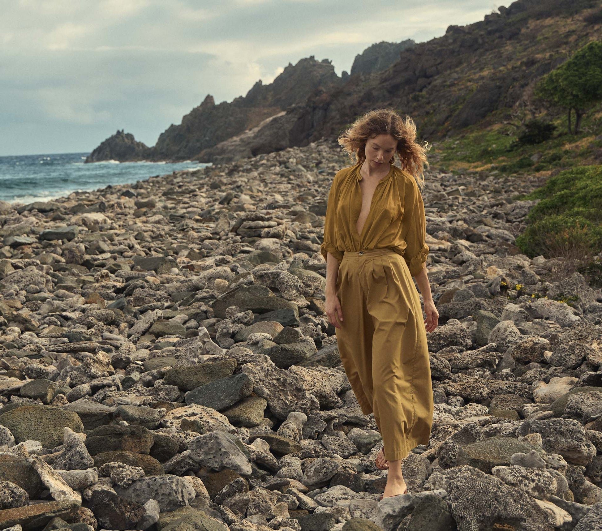 HMD -- THE JANE BLOUSE -- GOLDEN WILLOW view 6
