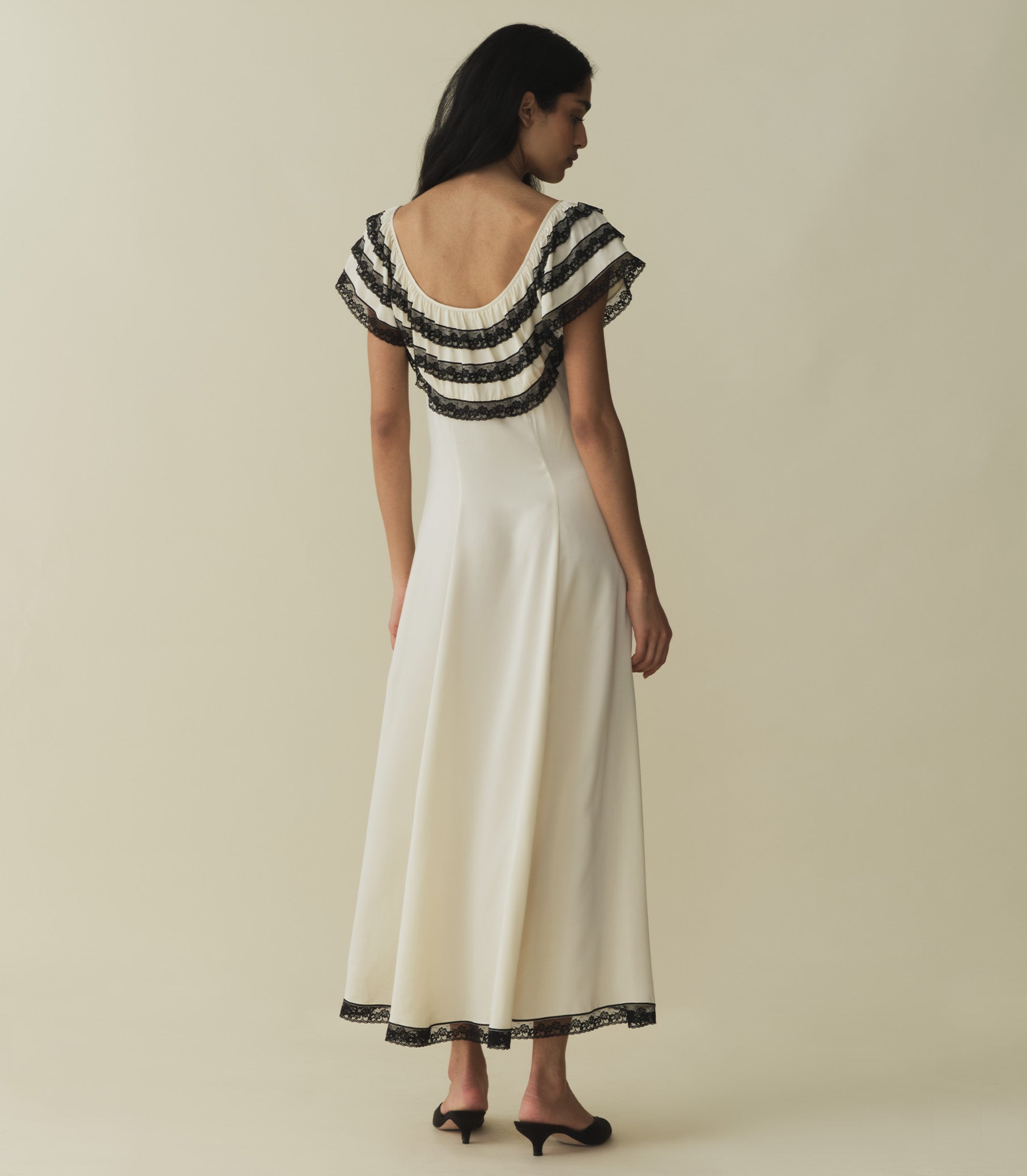 HMD -- JESSICA DRESS -- MAGNOLIA view 3
