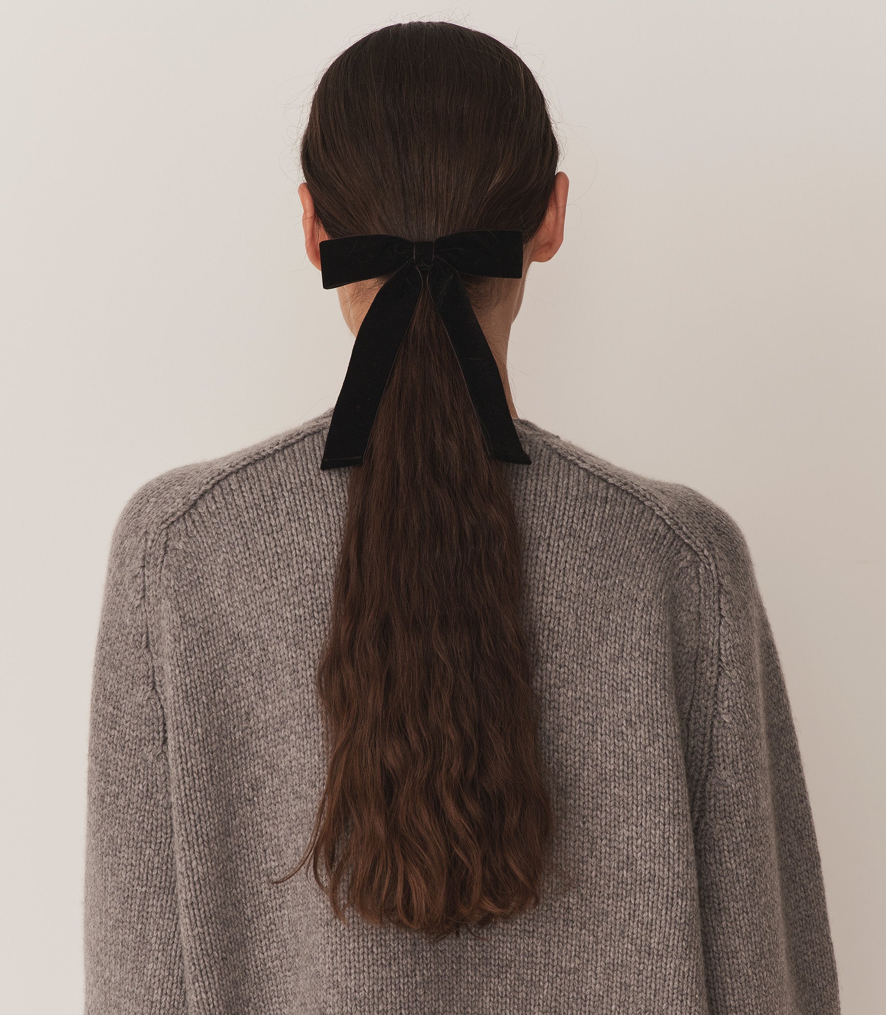 LALA BOW BARRETTE -- BLACK VELVET
