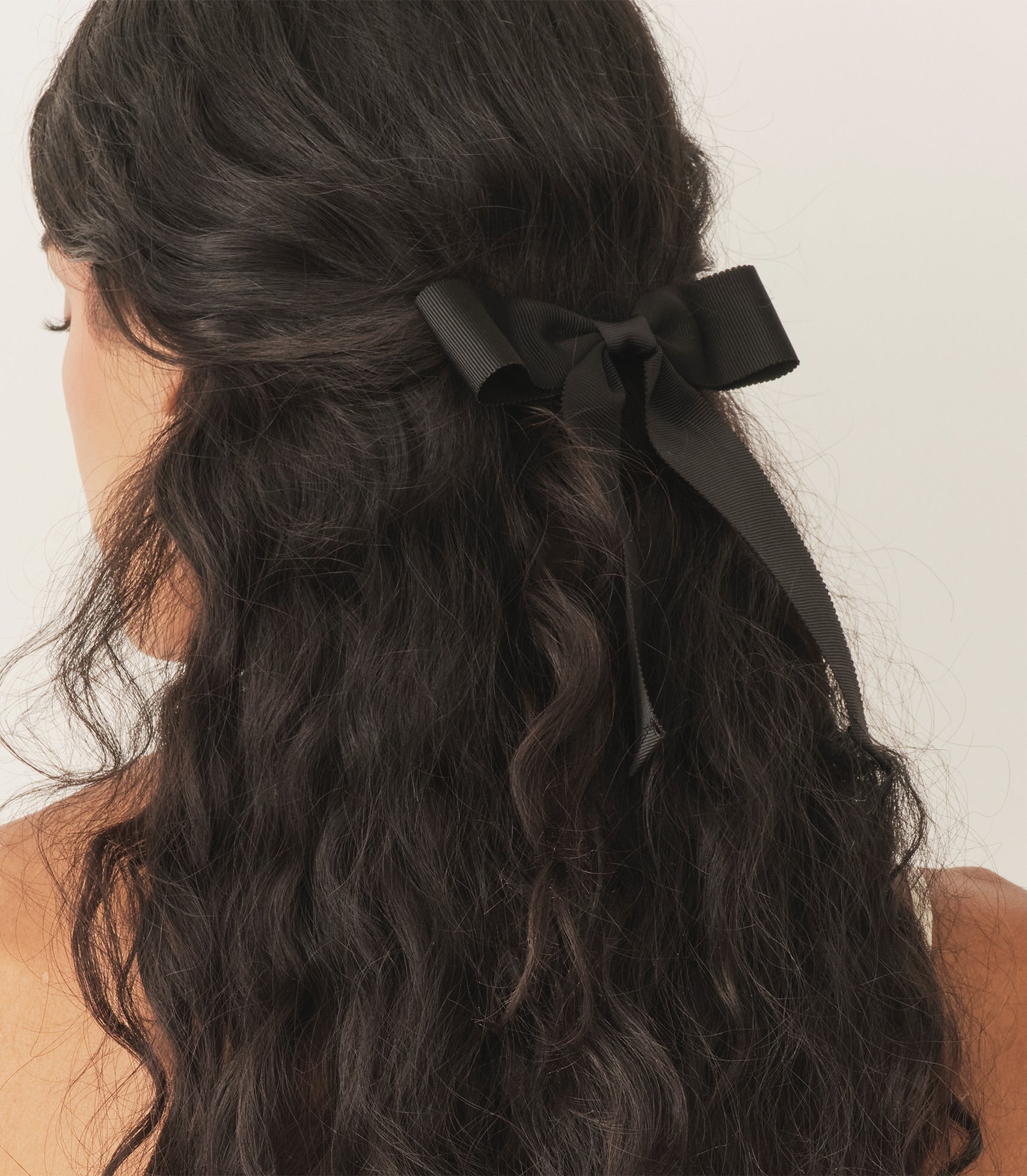 LALA BOW BARRETTE -- BLACK GROSGRAIN