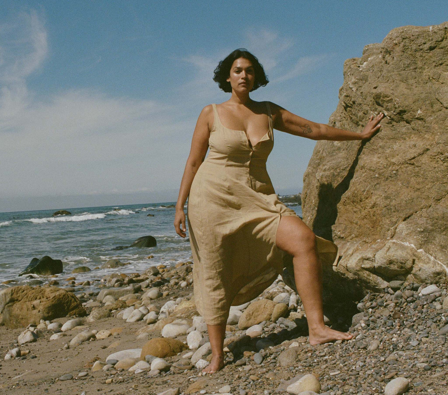 HMD -- LANTANA DRESS -- OAKEN