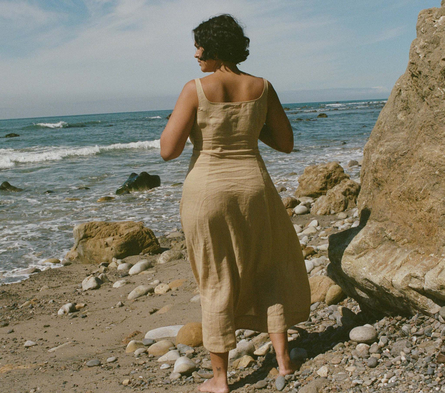 HMD -- LANTANA DRESS -- OAKEN