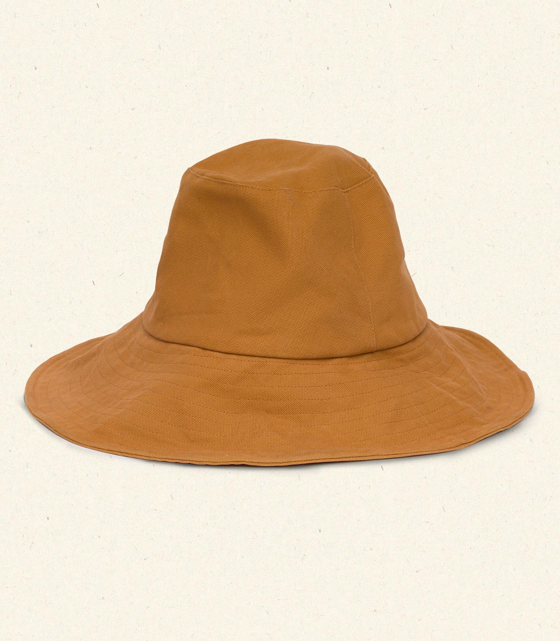 LARK HAT -- OAK view 2