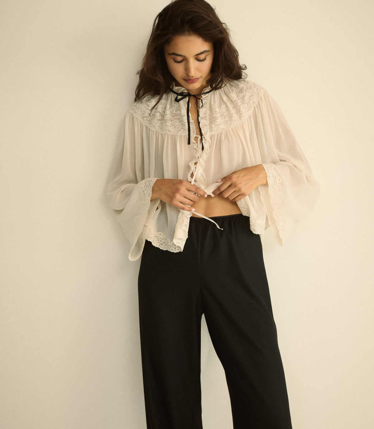 LAVONA PANT -- BLACK