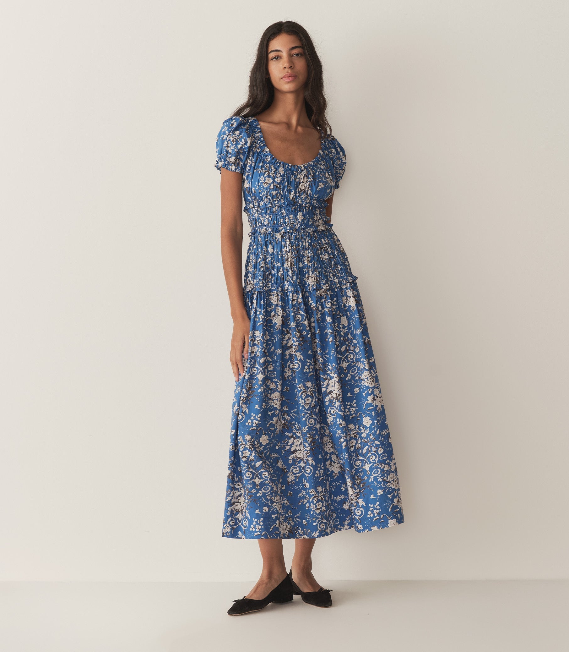 HMD -- LEANNE DRESS -- JARDINS DE LA FONTAINE view 1
