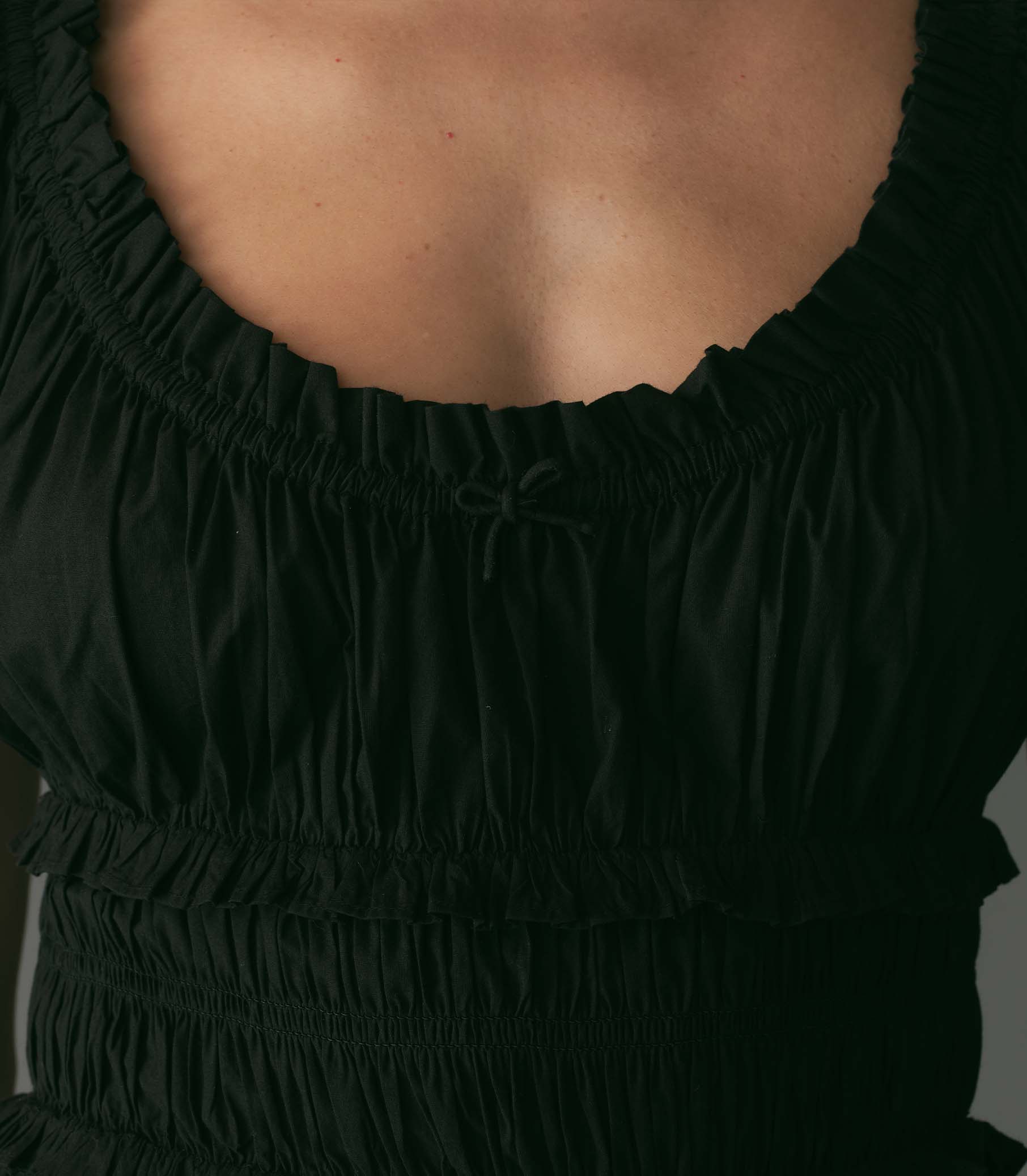 HMD -- LEANNE DRESS -- BLACK view 6

