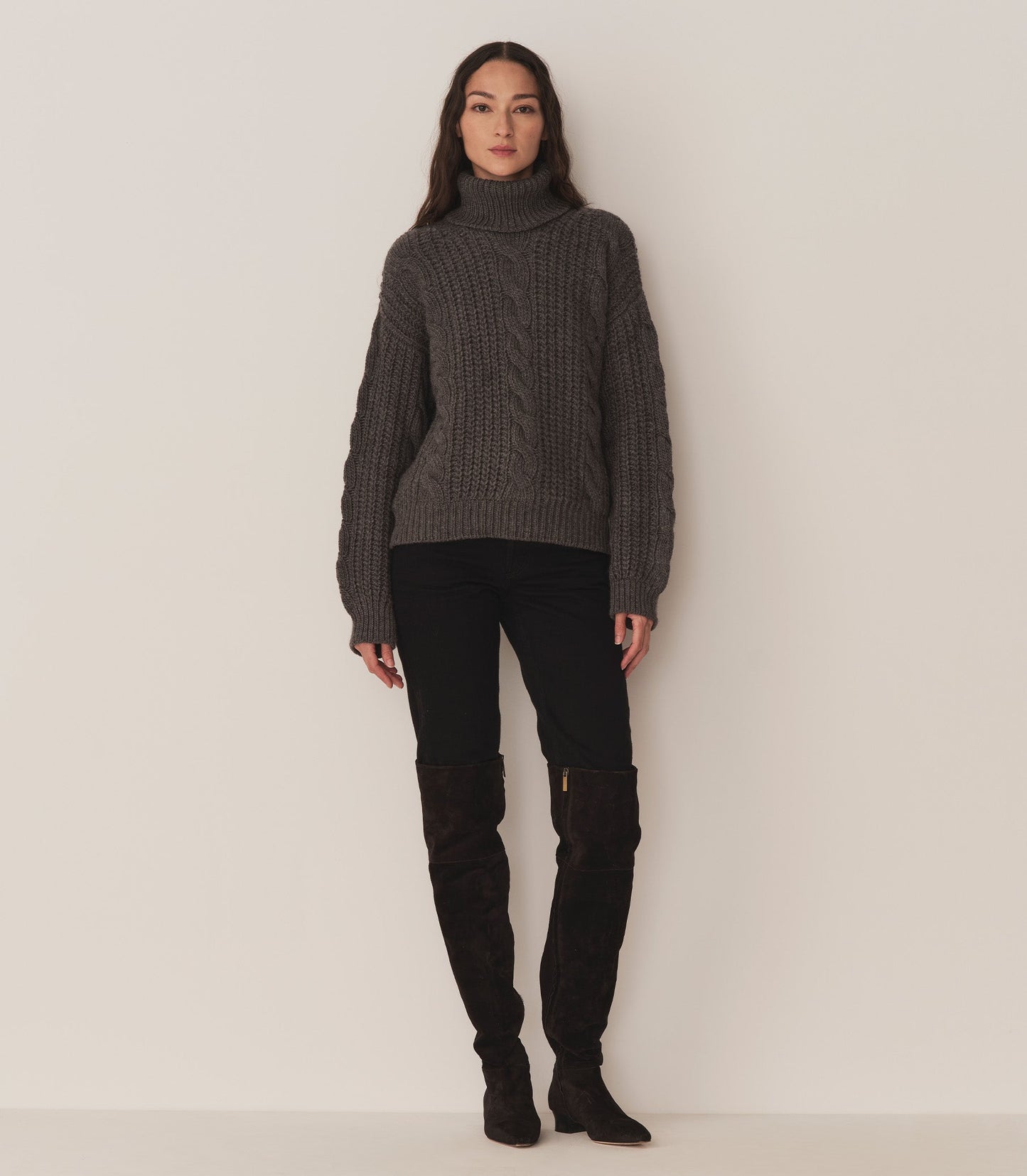 HMD -- LEIGHTON SWEATER -- DARK GREY