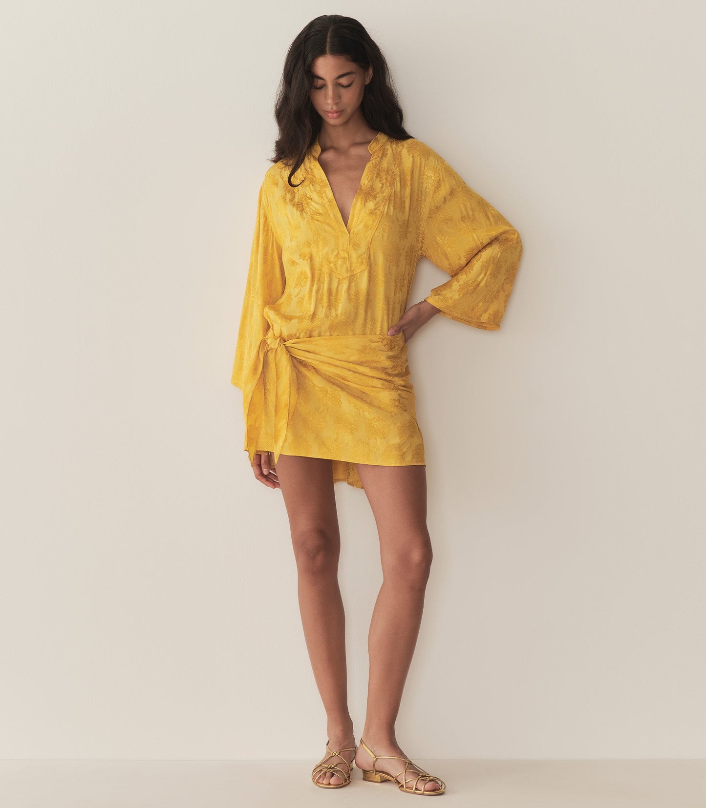 HMD -- LEONA DRESS -- GILDED MARGUERITE JOLIE