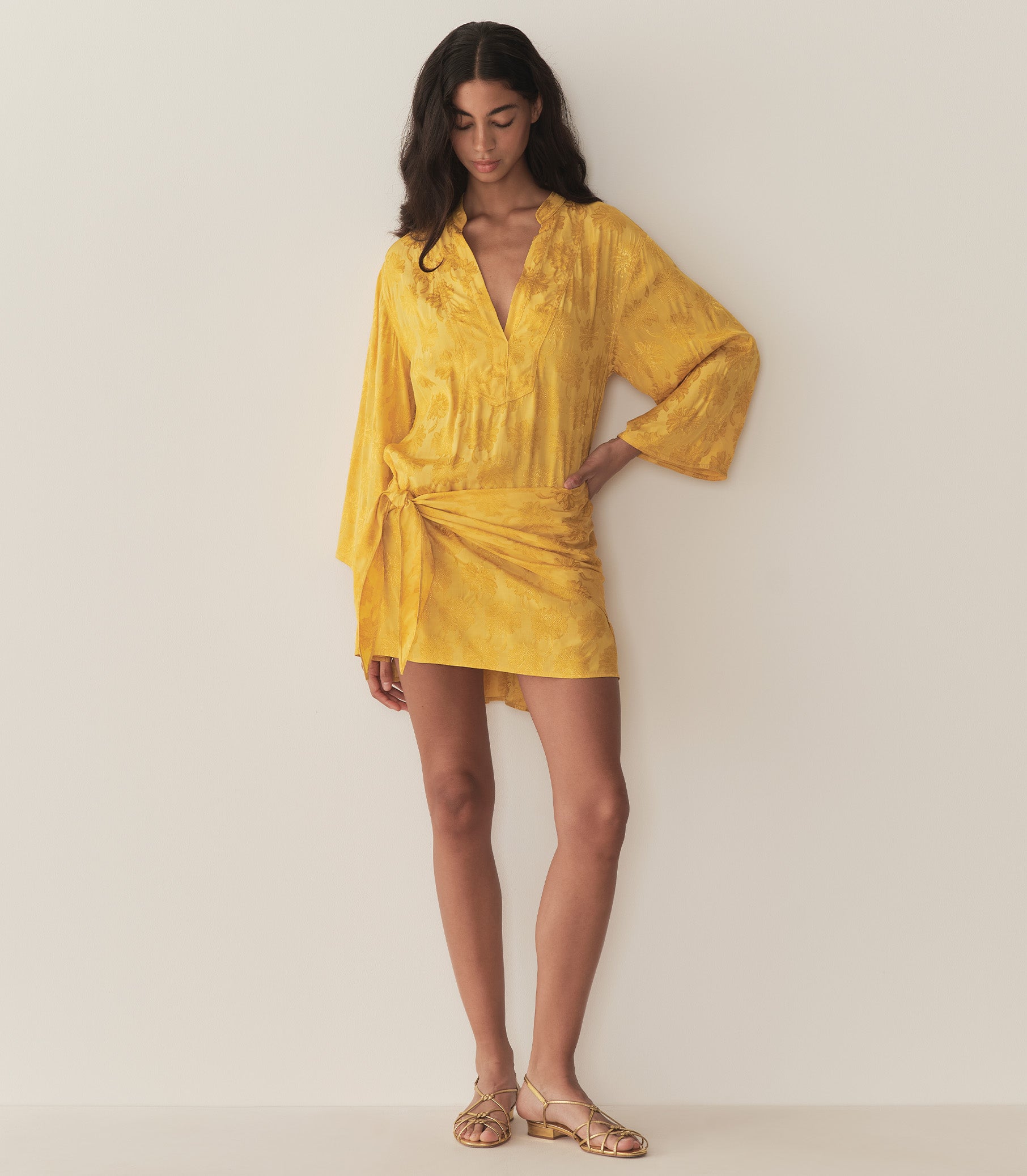 HMD -- LEONA DRESS -- GILDED MARGUERITE JOLIE view 2
