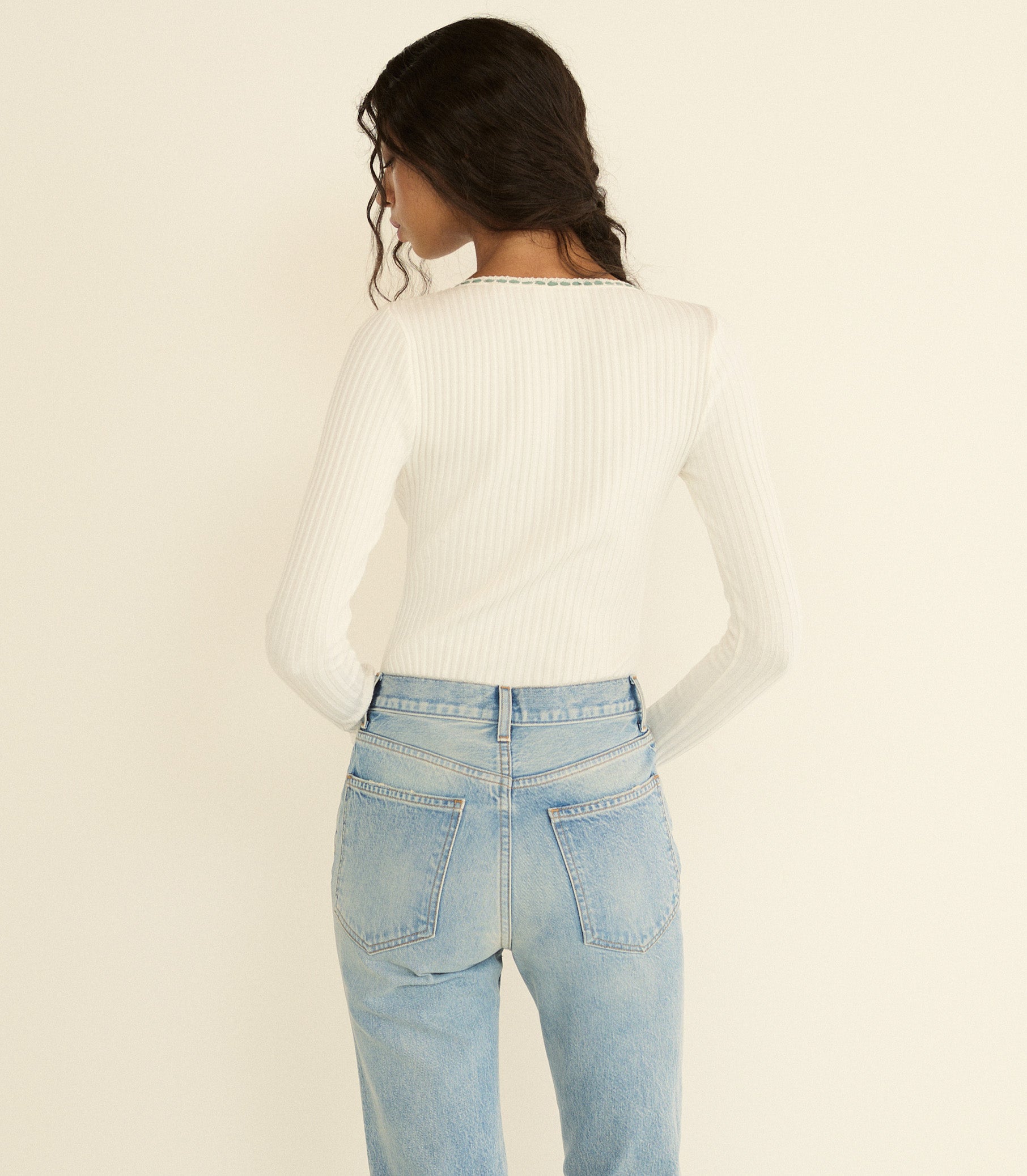 Lidie Tee - Salt With Cloud Blue Ribbon | DÔEN