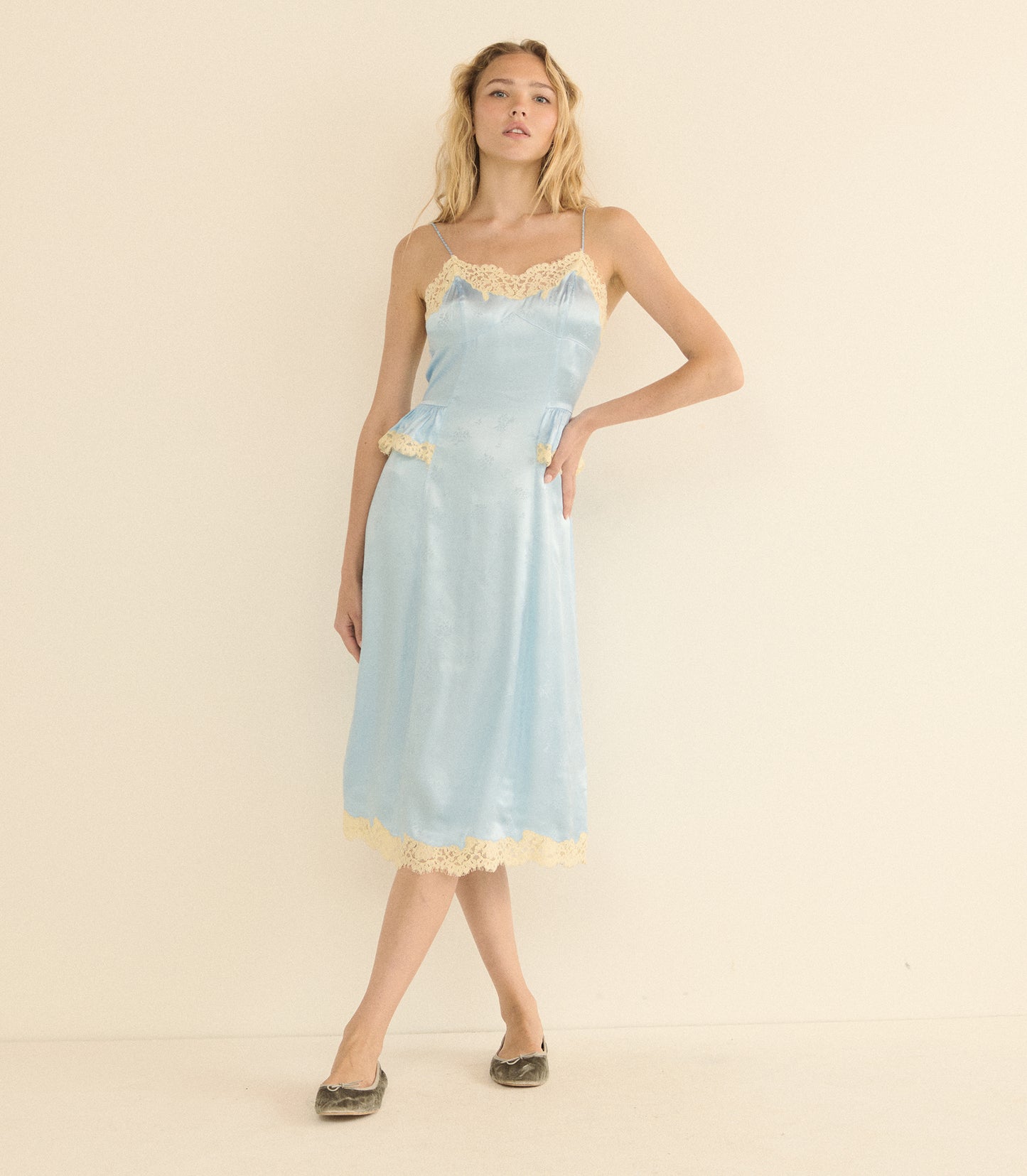 LISE DRESS -- FORGET ME NOT