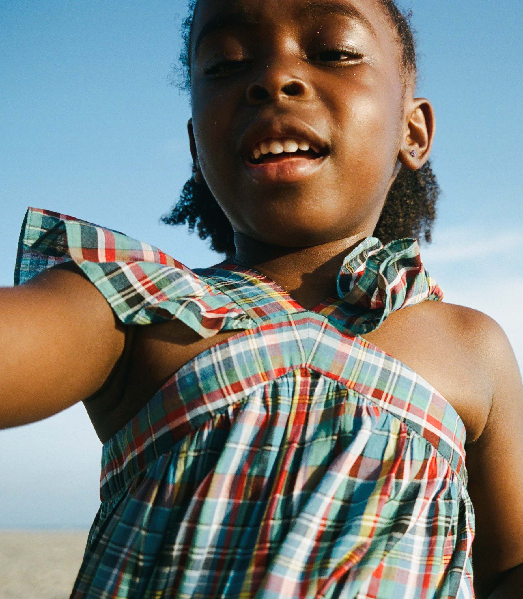 LITTLE NISHA DRESS -- ALDERBROOK PLAID view 5
