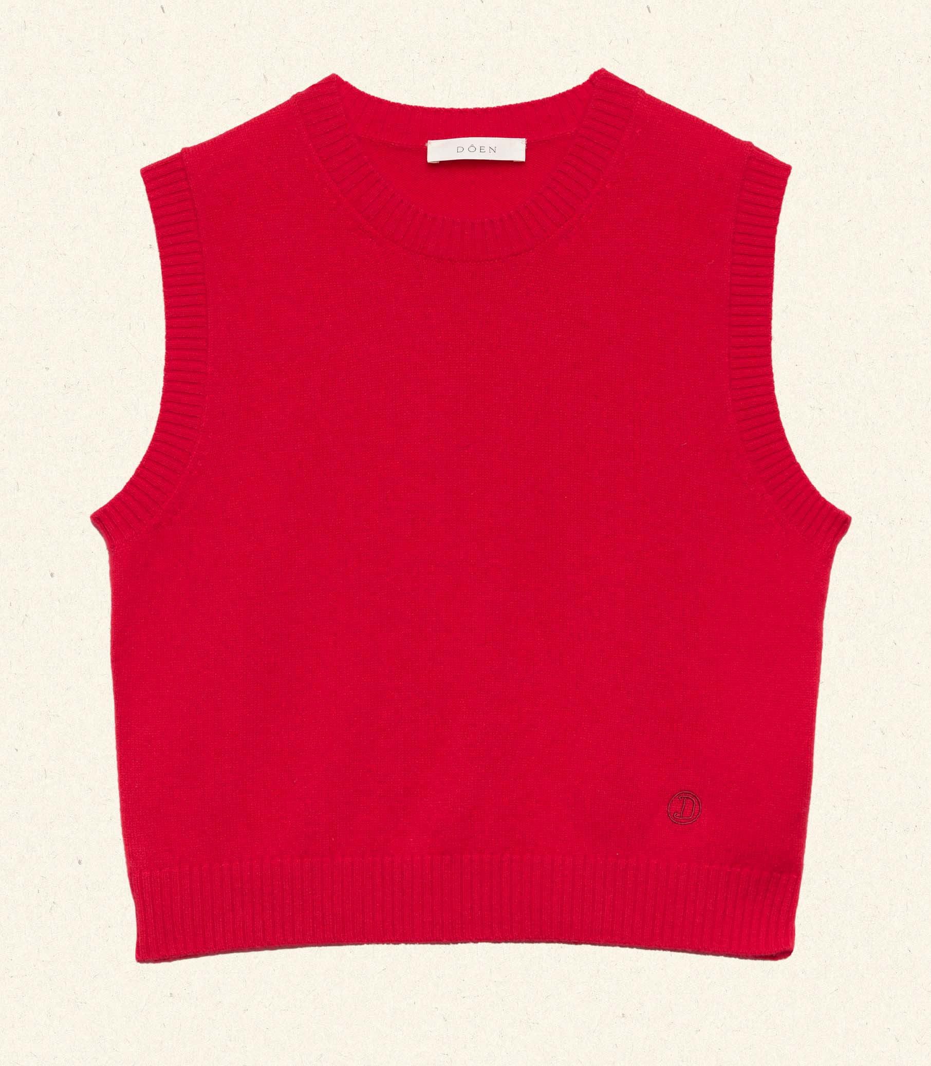HMD -- LOUDEN TOP -- CARMINE view 6
