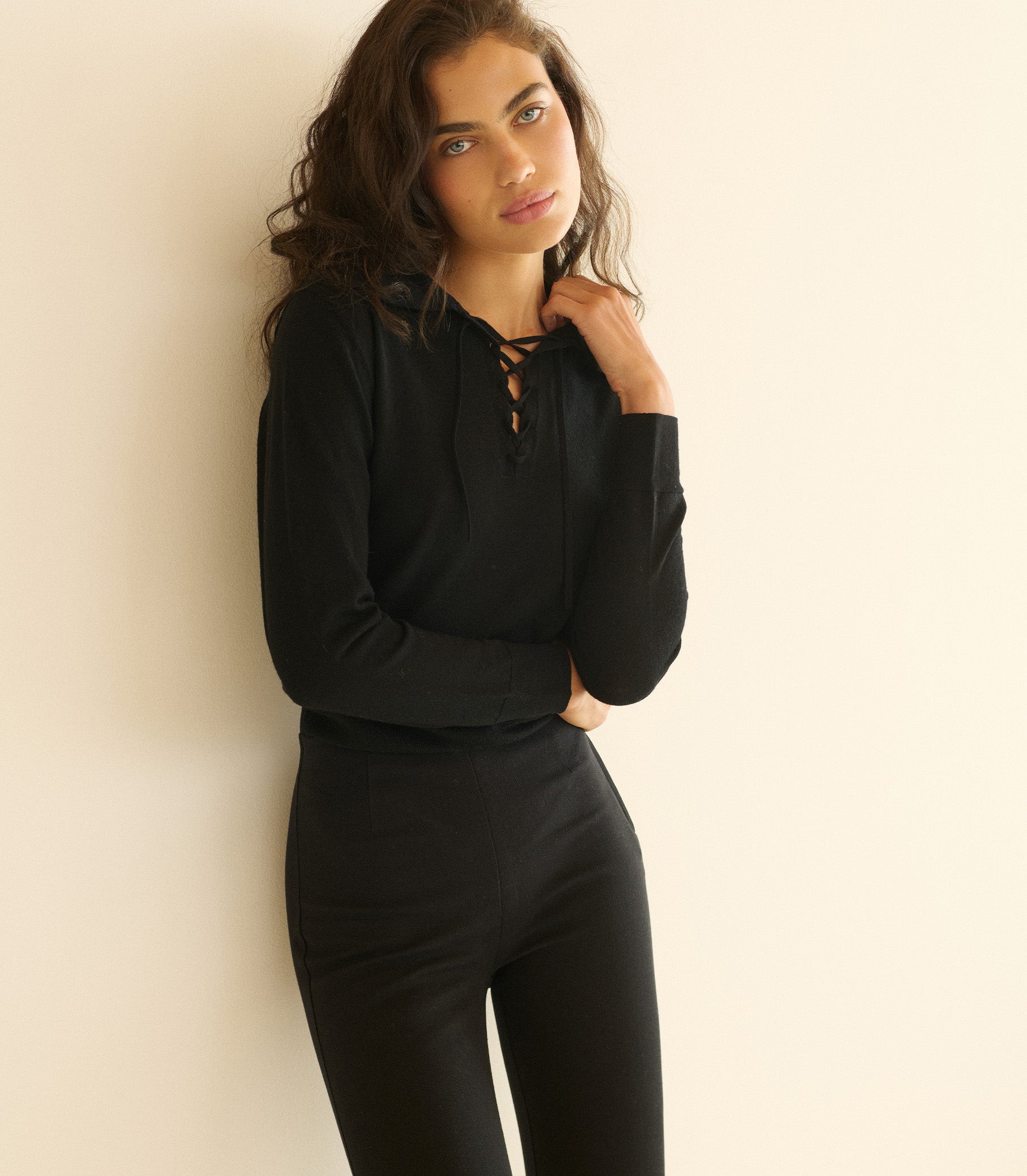 HMD -- LULA CAPRI PANT -- BLACK view 3
