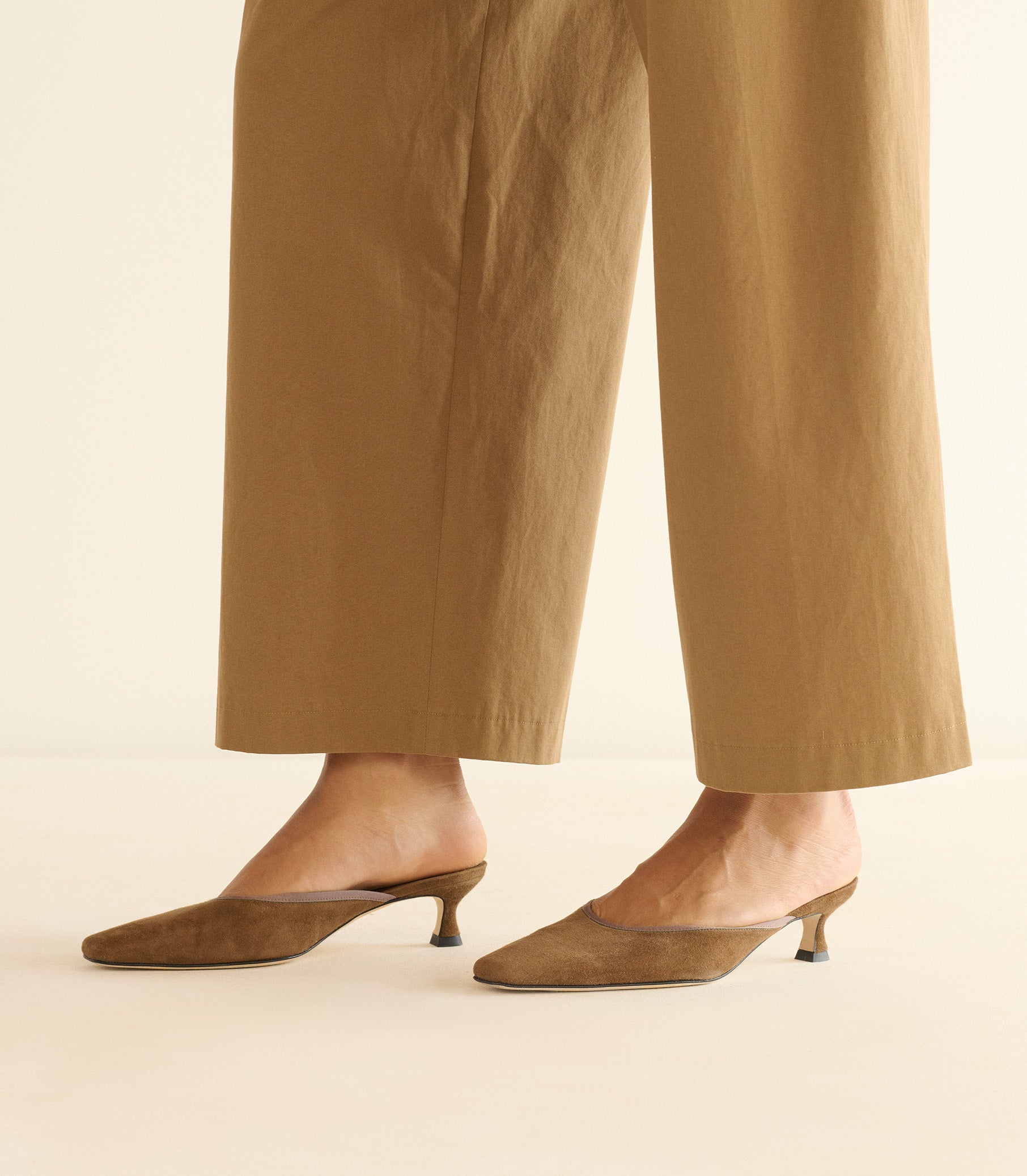 LUMA HEEL -- TOBACCO SUEDE view 4