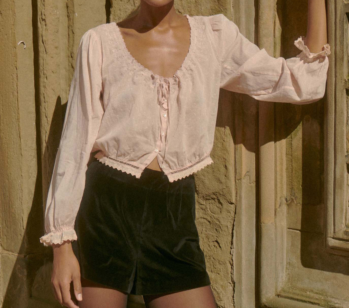 HMD -- MAEVE TOP -- BLUSH