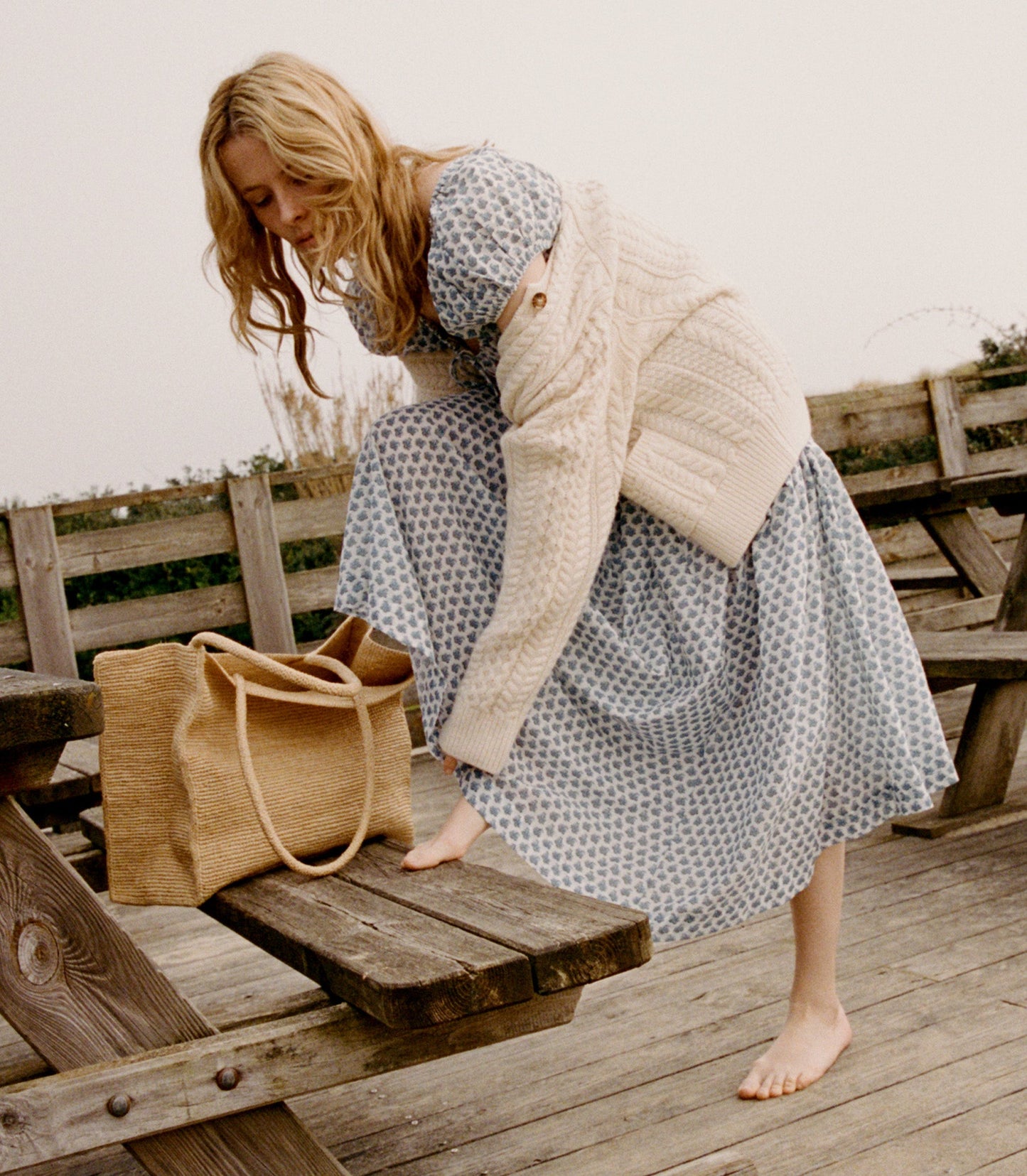 HMD -- MARILENE CARDIGAN -- IVORY