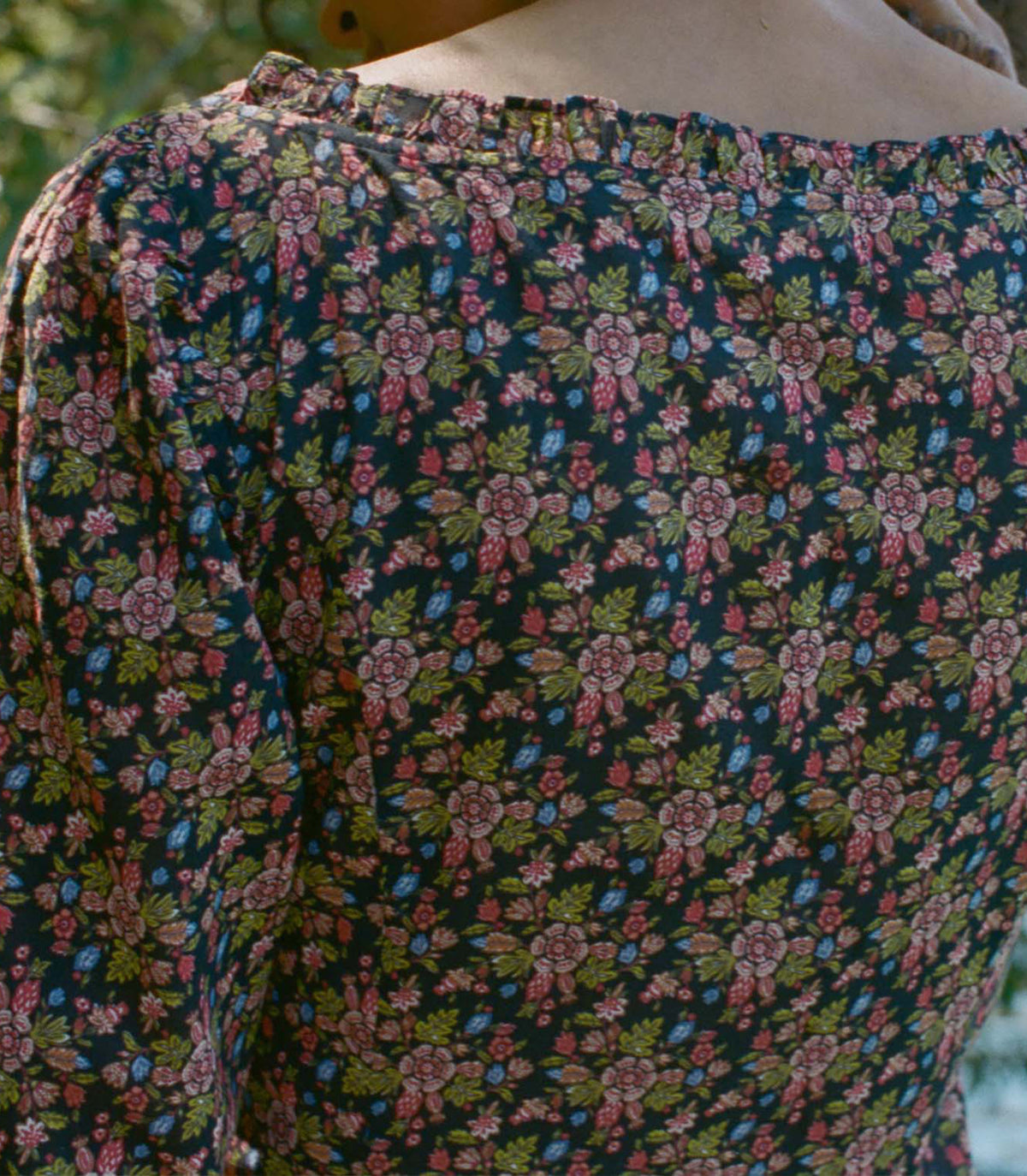 HMD -- MARISA DRESS -- NOIR FOREST FLORAL