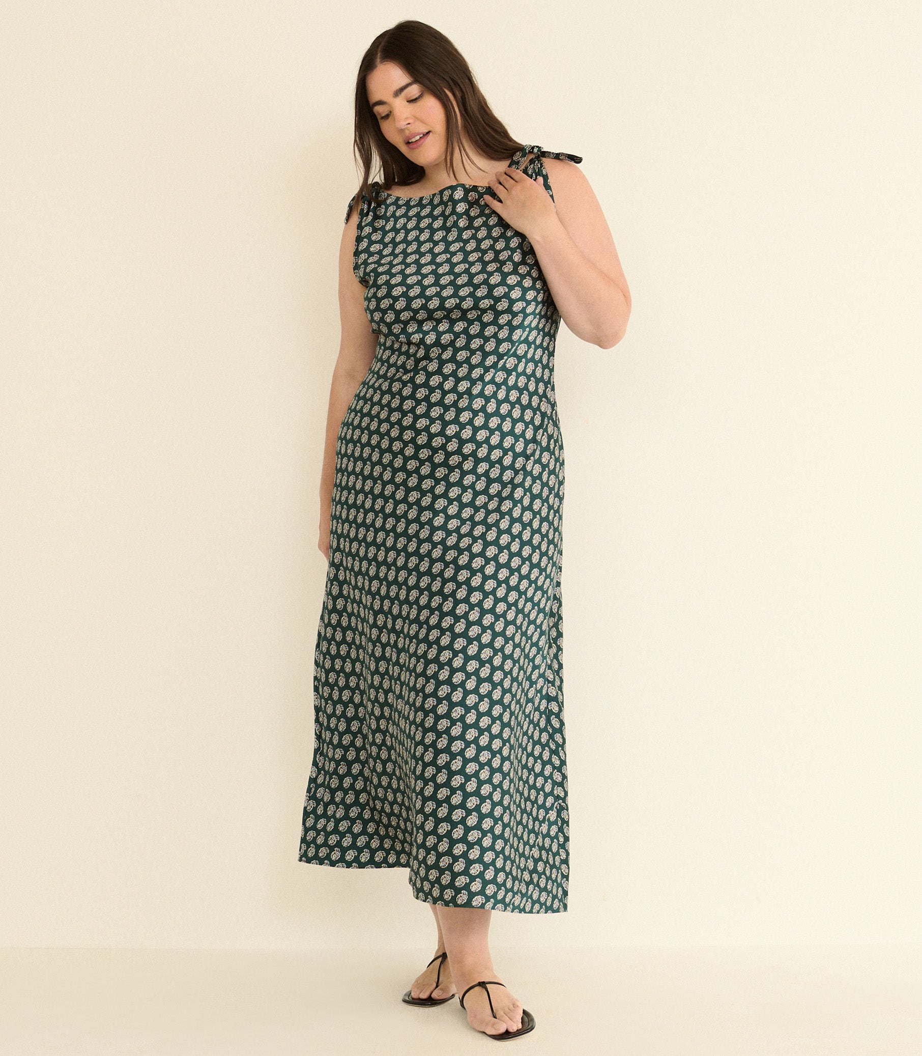 MARISELLE DRESS -- CHAUMONT PAISLEY view 9
