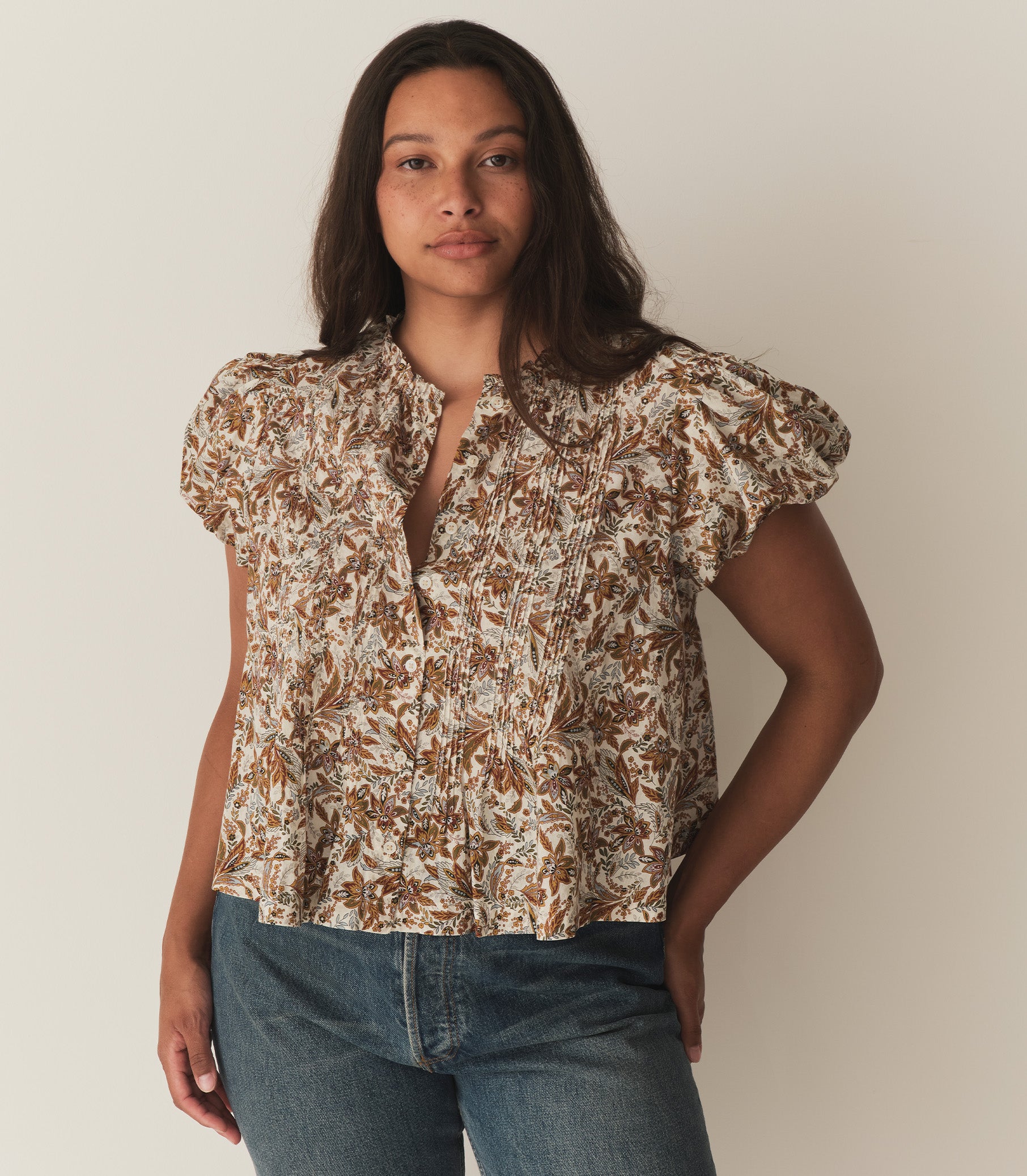 MILLIE TOP -- BLANC NARCISSUS FLORAL view 4