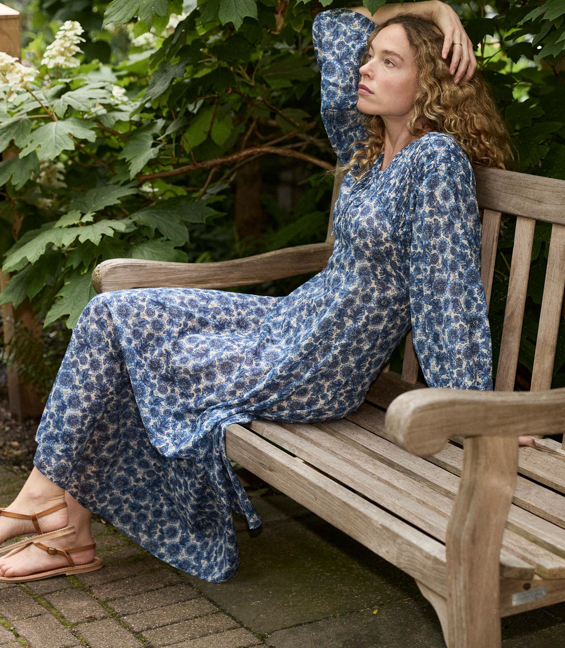 NAYELI DRESS -- BLEU SOLEIL FLEURIT view 3