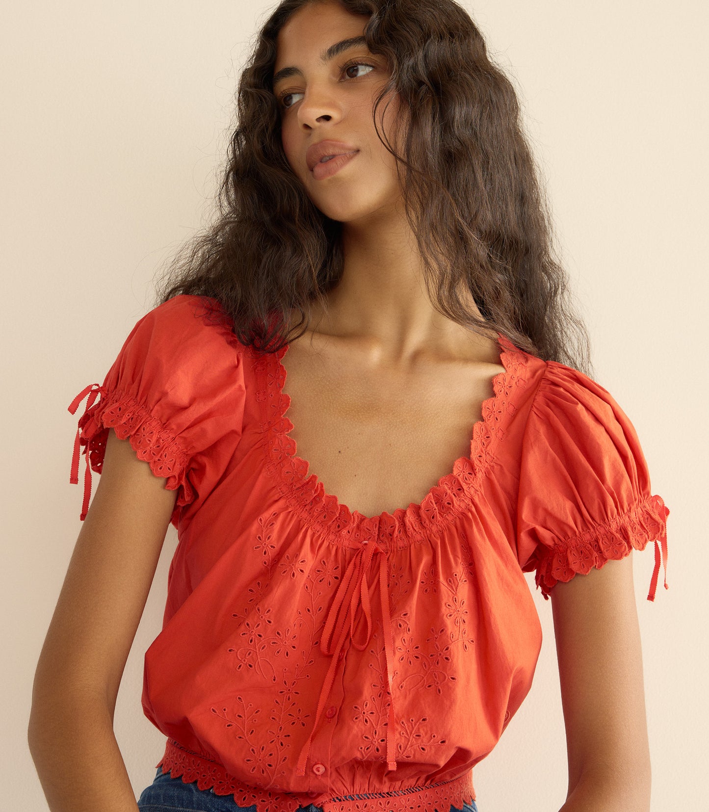 NERA TOP -- RED ZINNIA