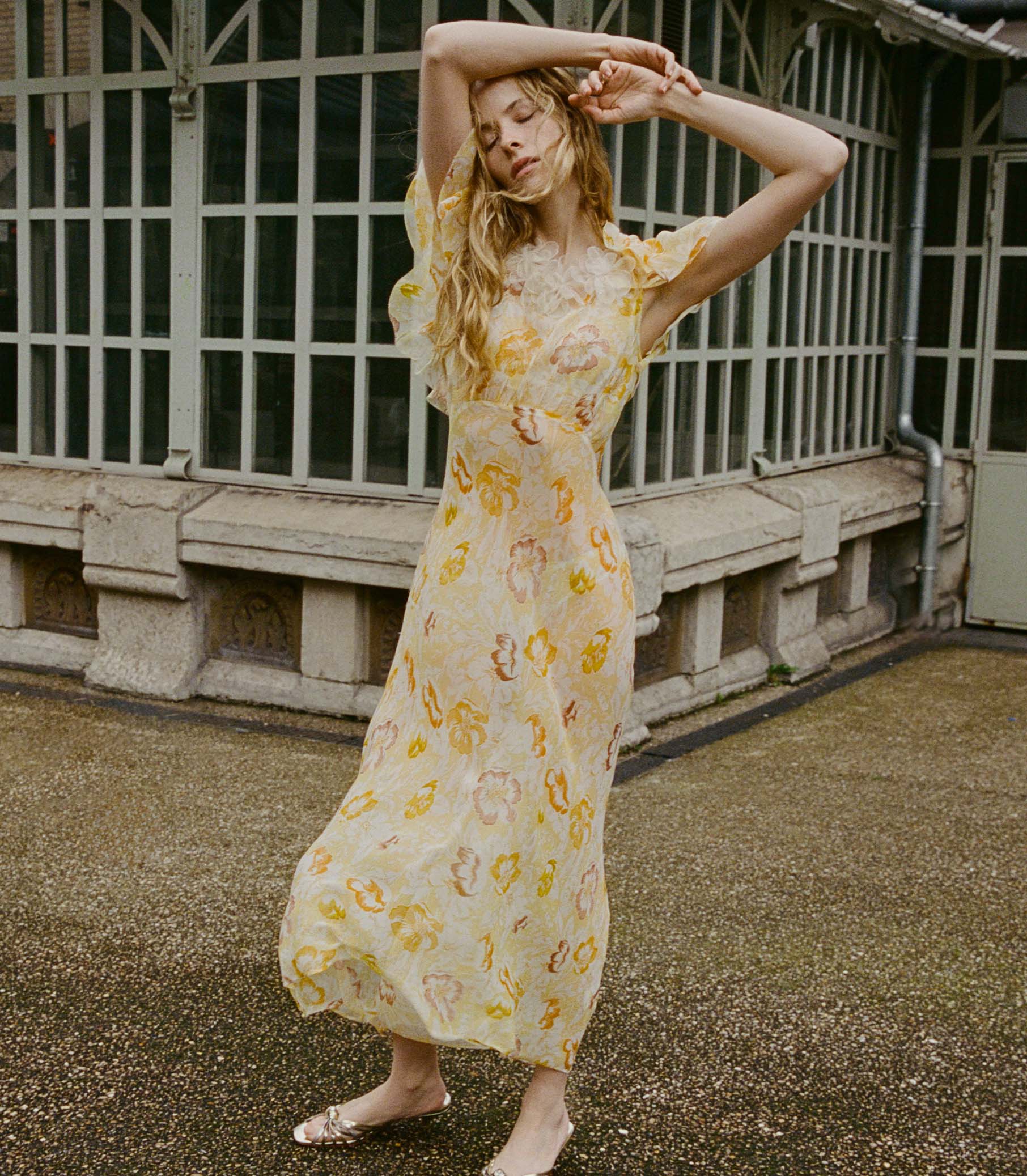 HMD -- NEVARA DRESS -- CITRON ANEMONE BLOOM view 3
