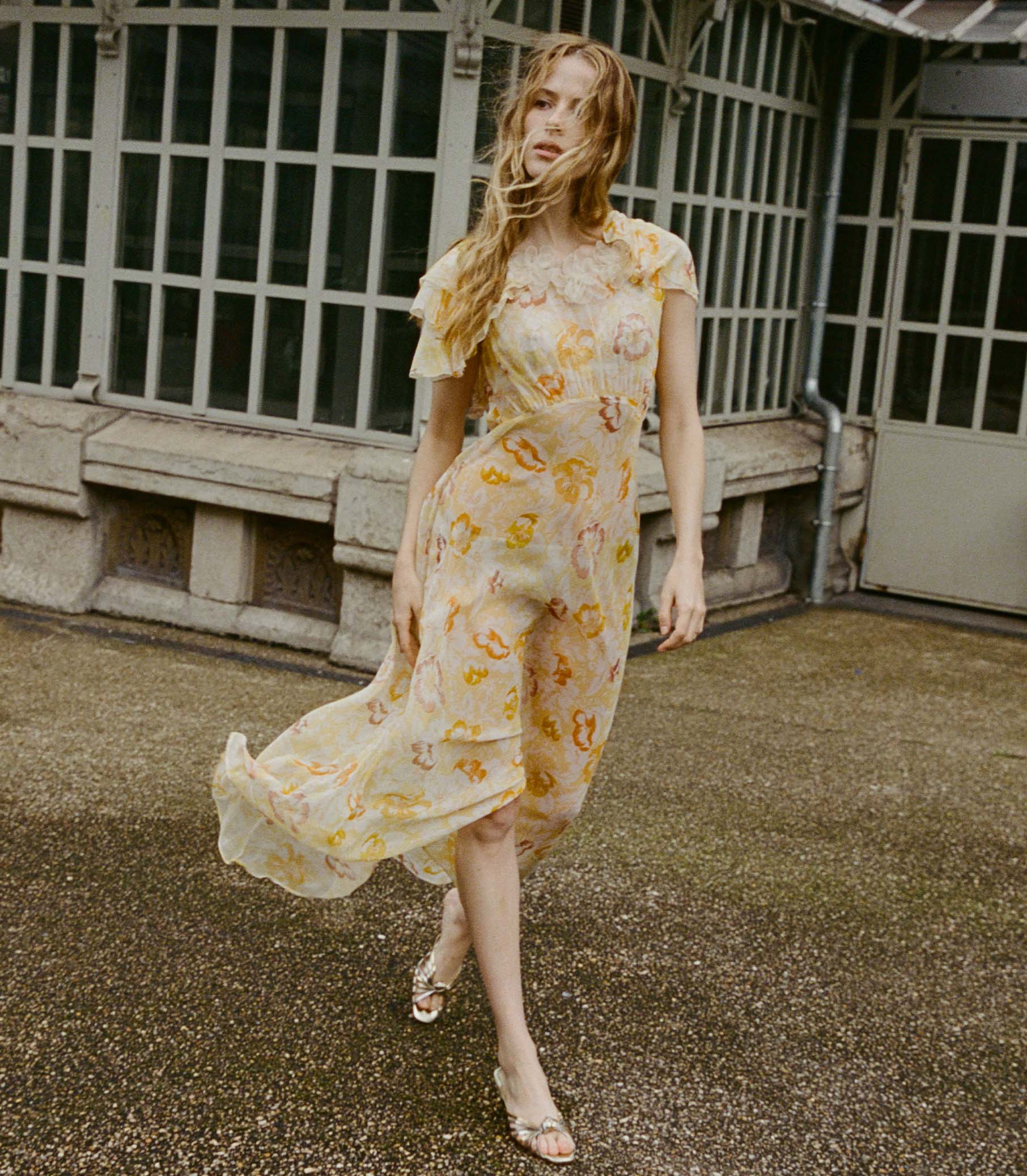 HMD -- NEVARA DRESS -- CITRON ANEMONE BLOOM view 2
