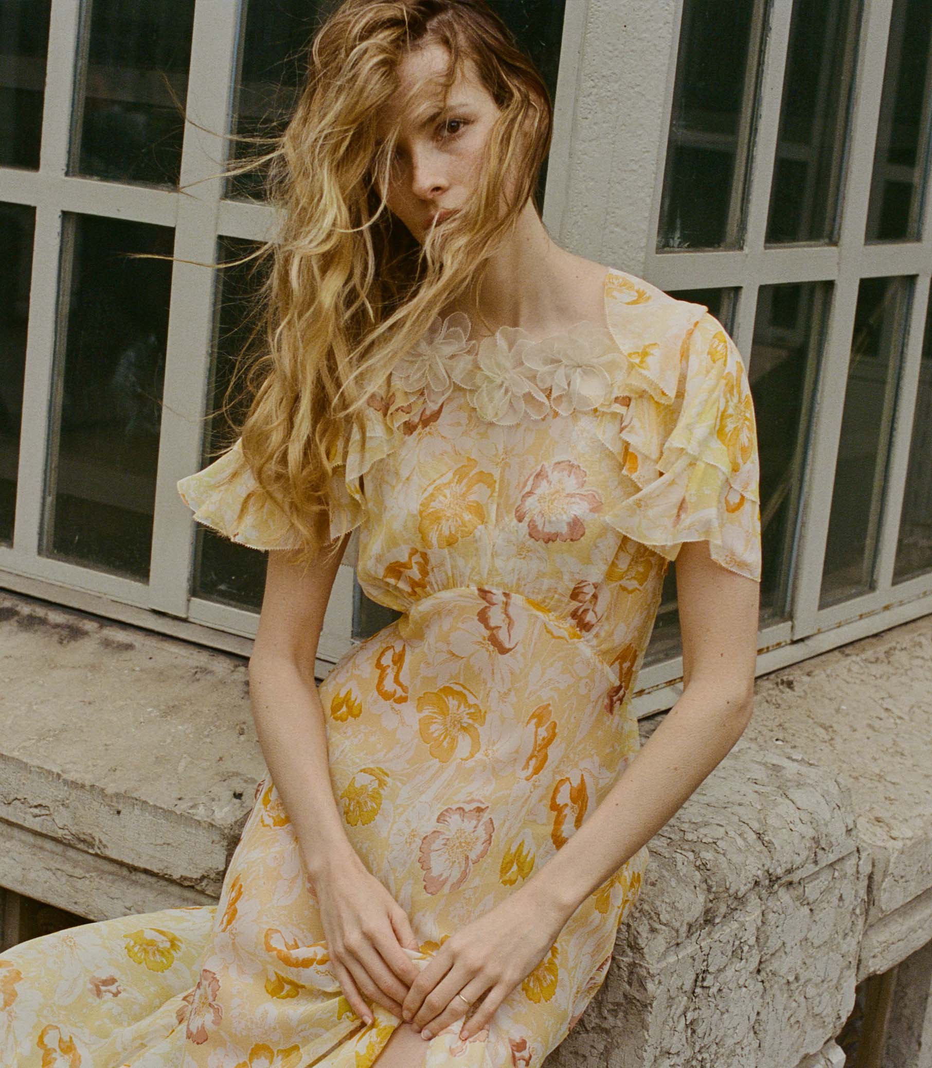 HMD -- NEVARA DRESS -- CITRON ANEMONE BLOOM view 4
