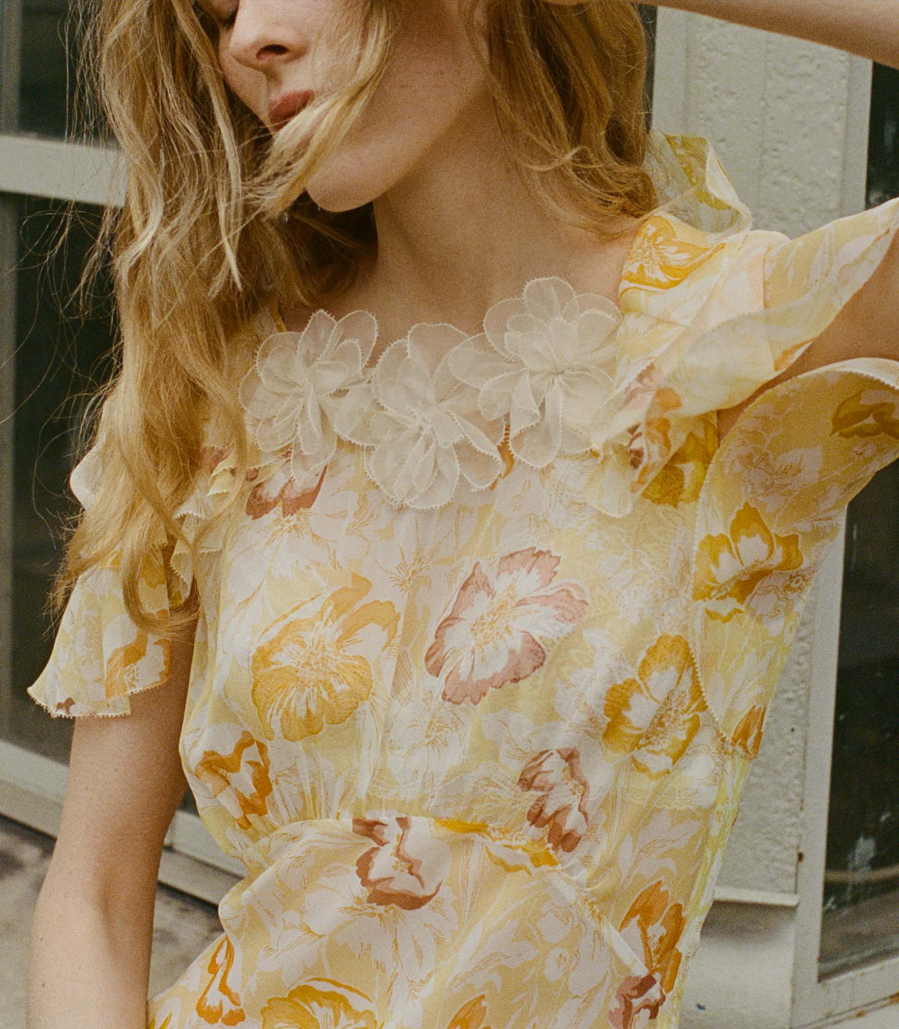 HMD -- NEVARA DRESS -- CITRON ANEMONE BLOOM view 6
