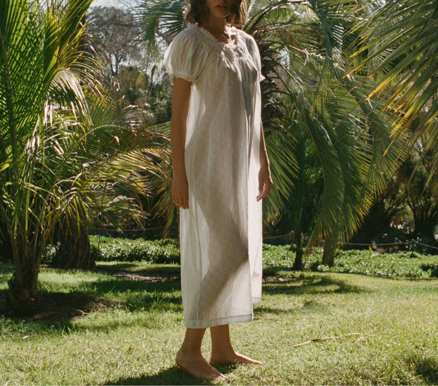 HMD -- REINE NIGHTGOWN -- ADELINE'S GARDEN