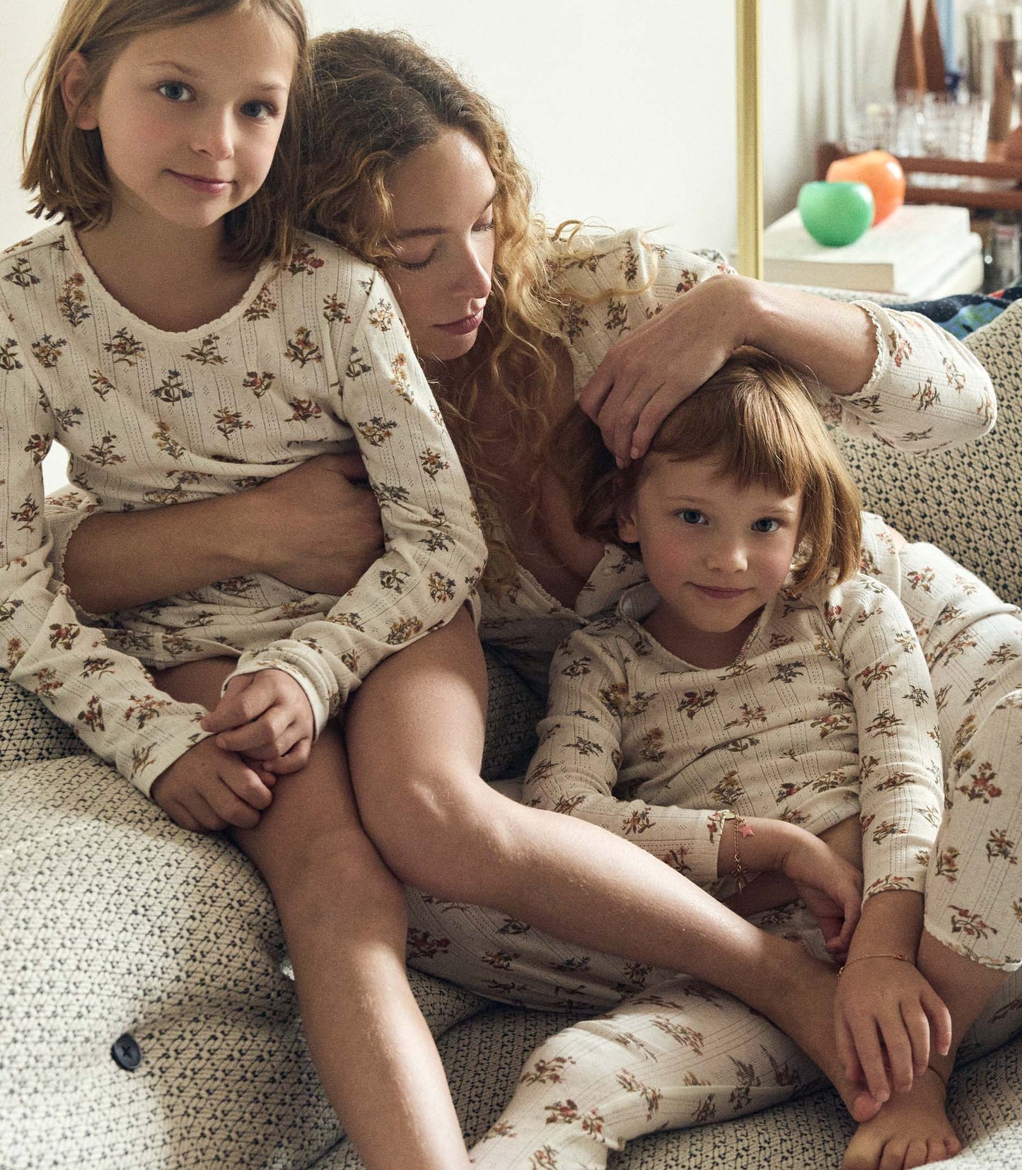 OCTAVE TEE -- CRÈME PETIT PALAIS