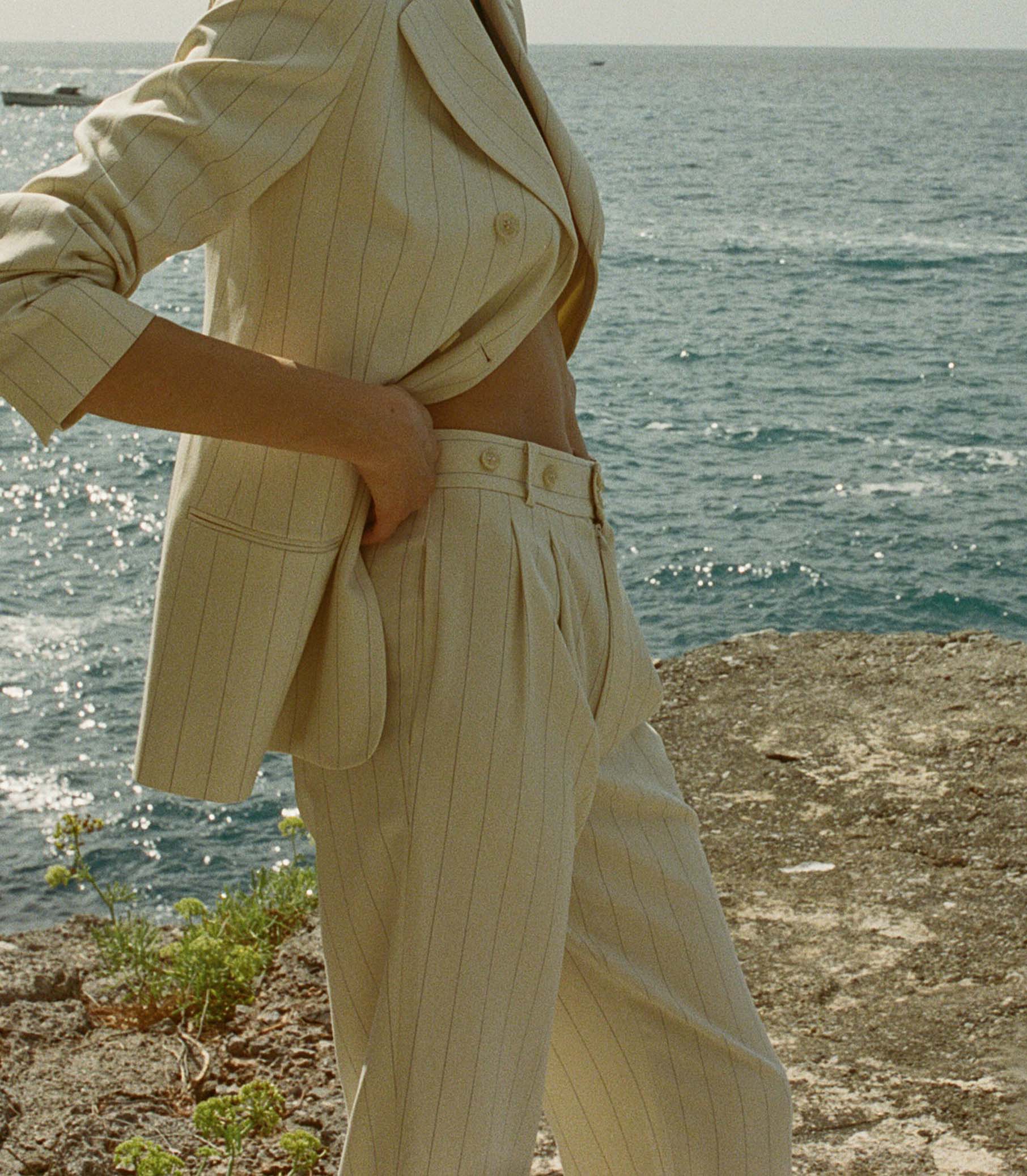 HMD -- OLIVIA PANT -- GESSATO STRIPE view 2
