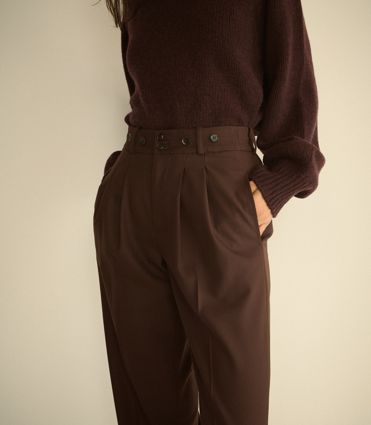 OLIVIA PANT -- CLOVE view 3

