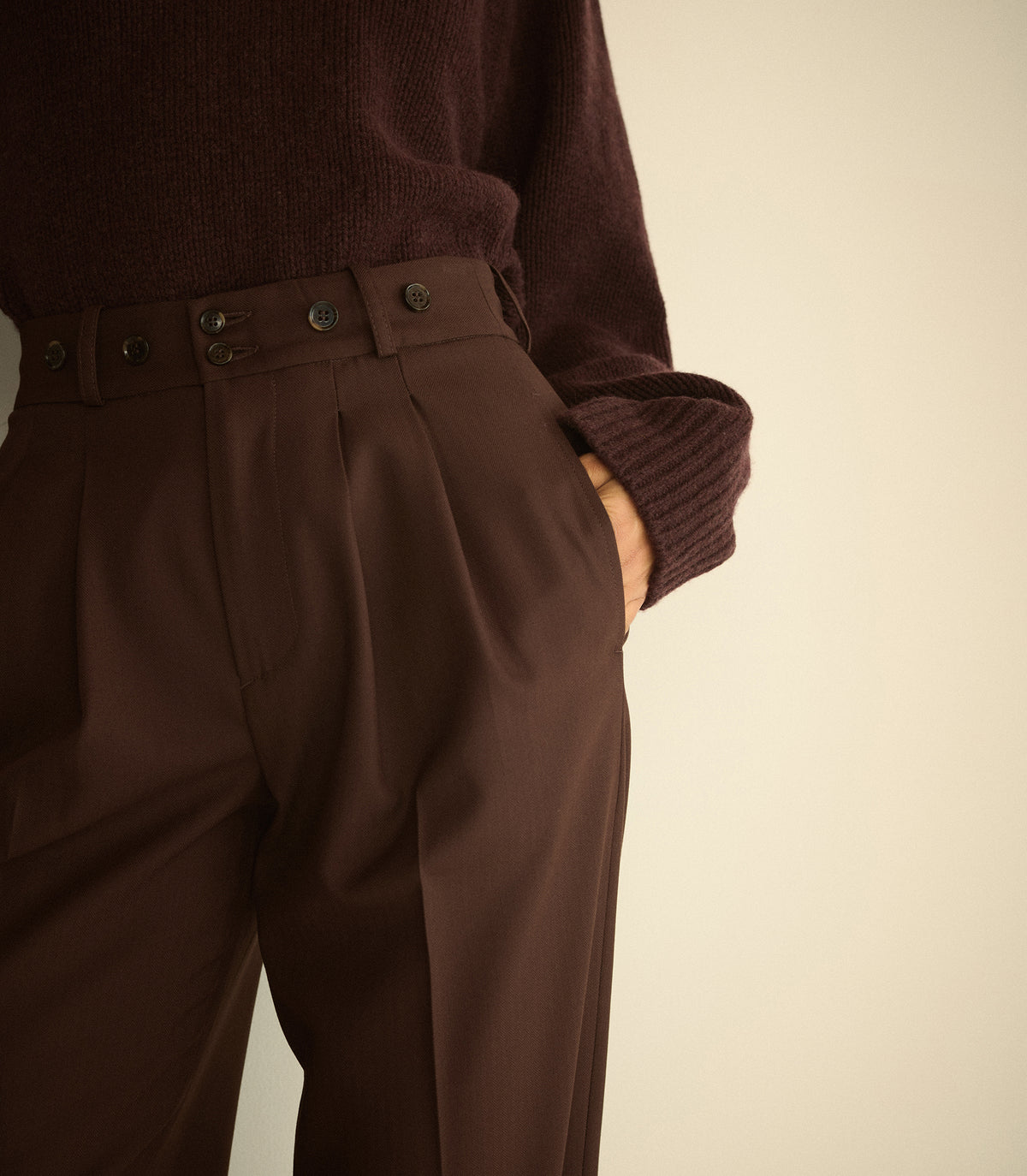 OLIVIA PANT -- CLOVE view 4
