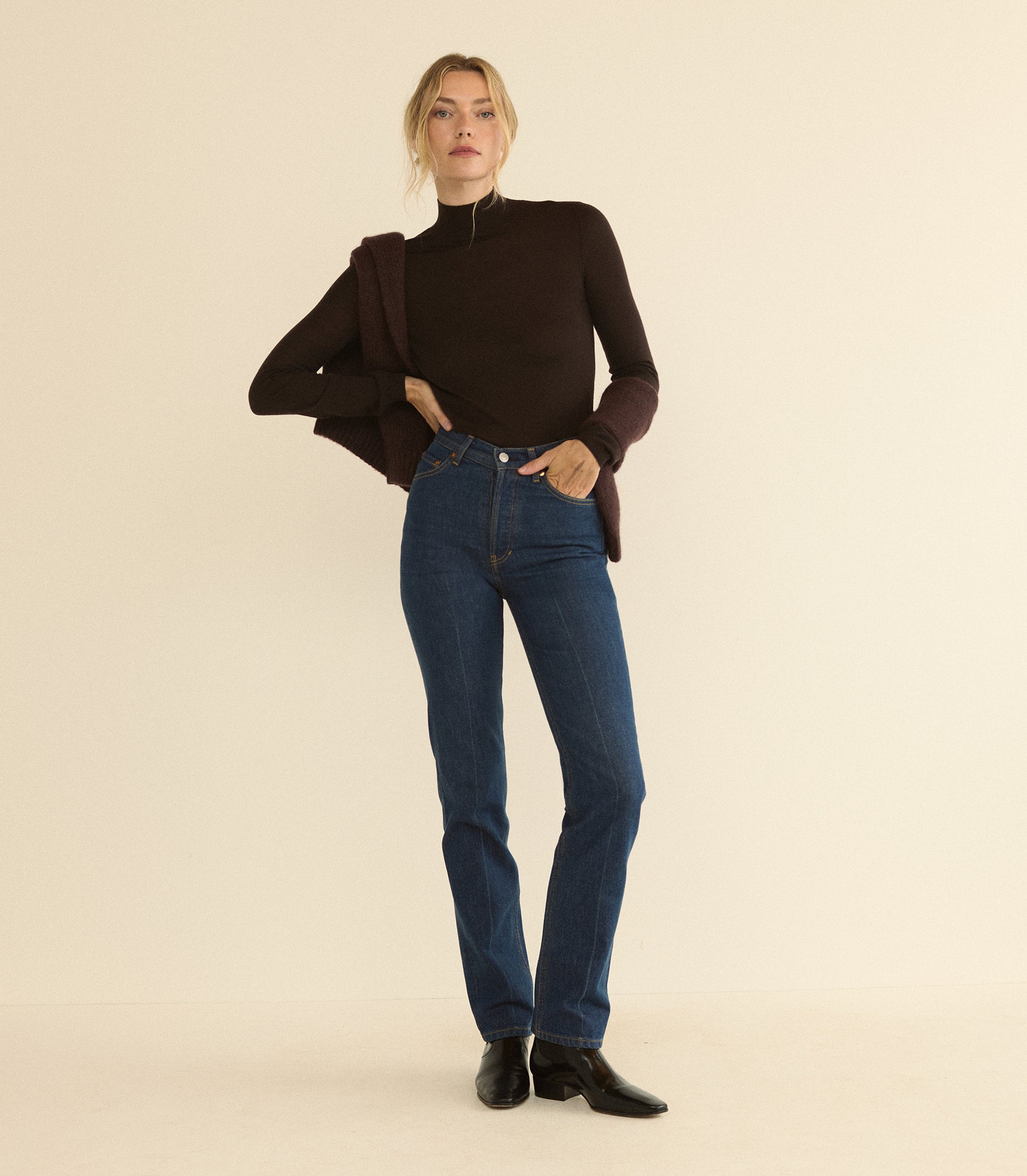 ONDINE JEAN -- CAVALAIRE DARK WASH view 3
